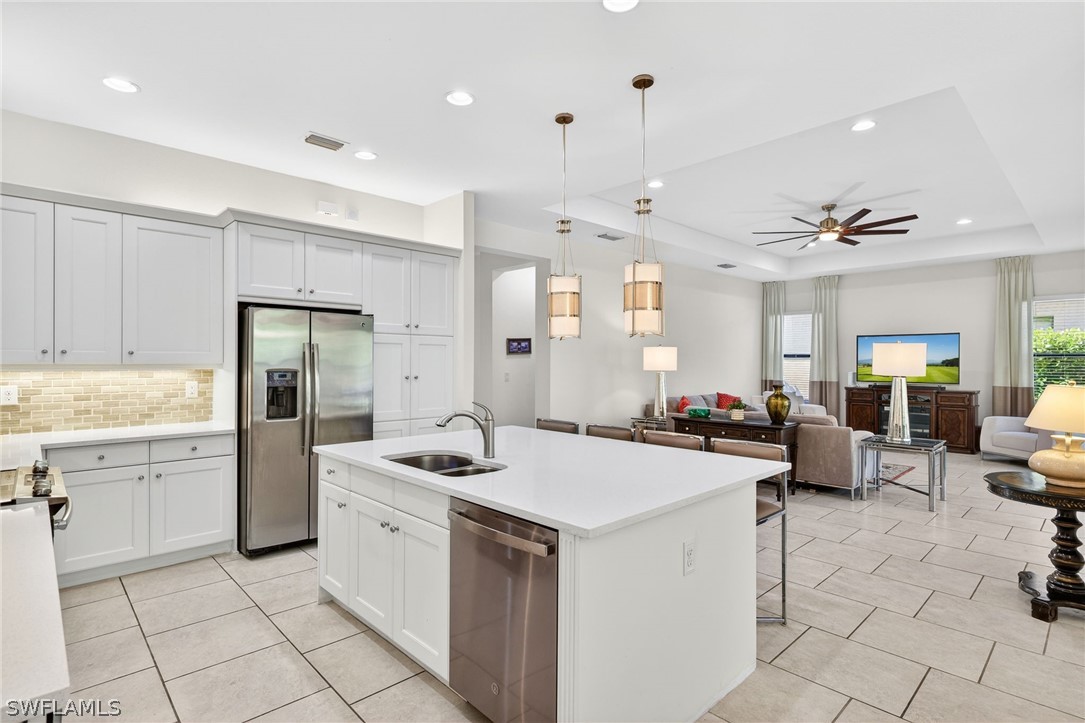 11572 Stonecreek CIR