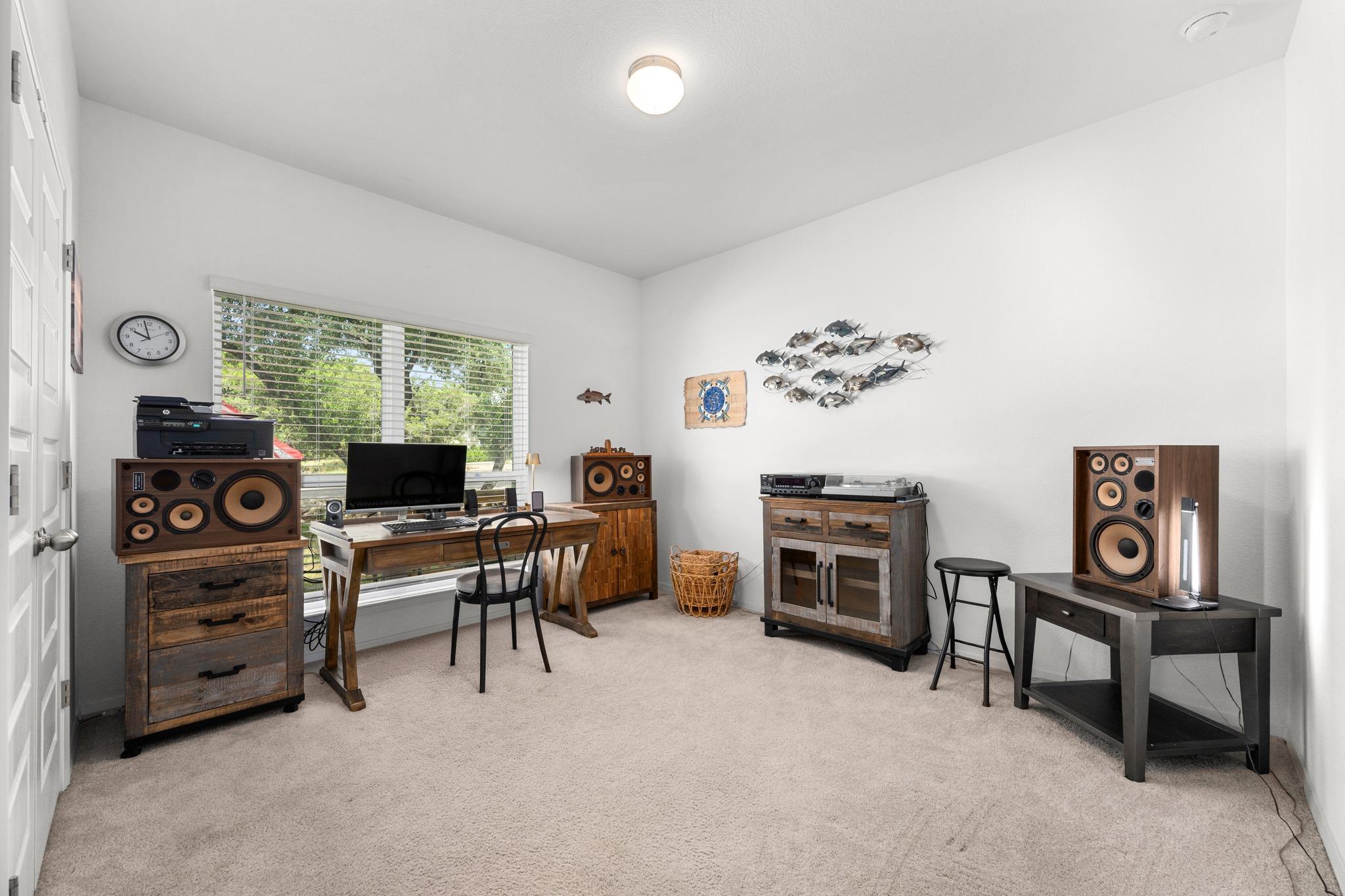 21006 Santa Rosa Ave