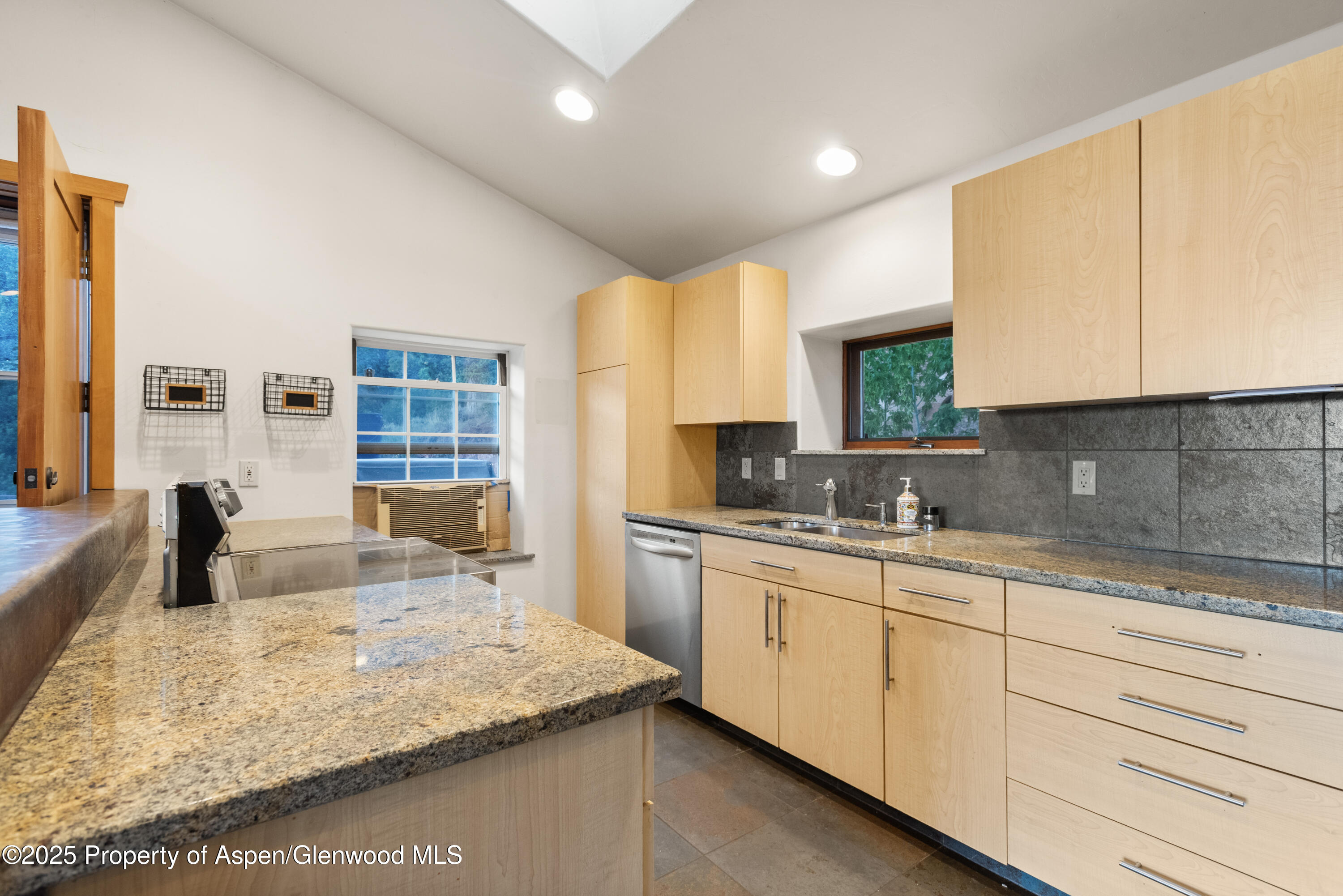 2800 Cedar Drive