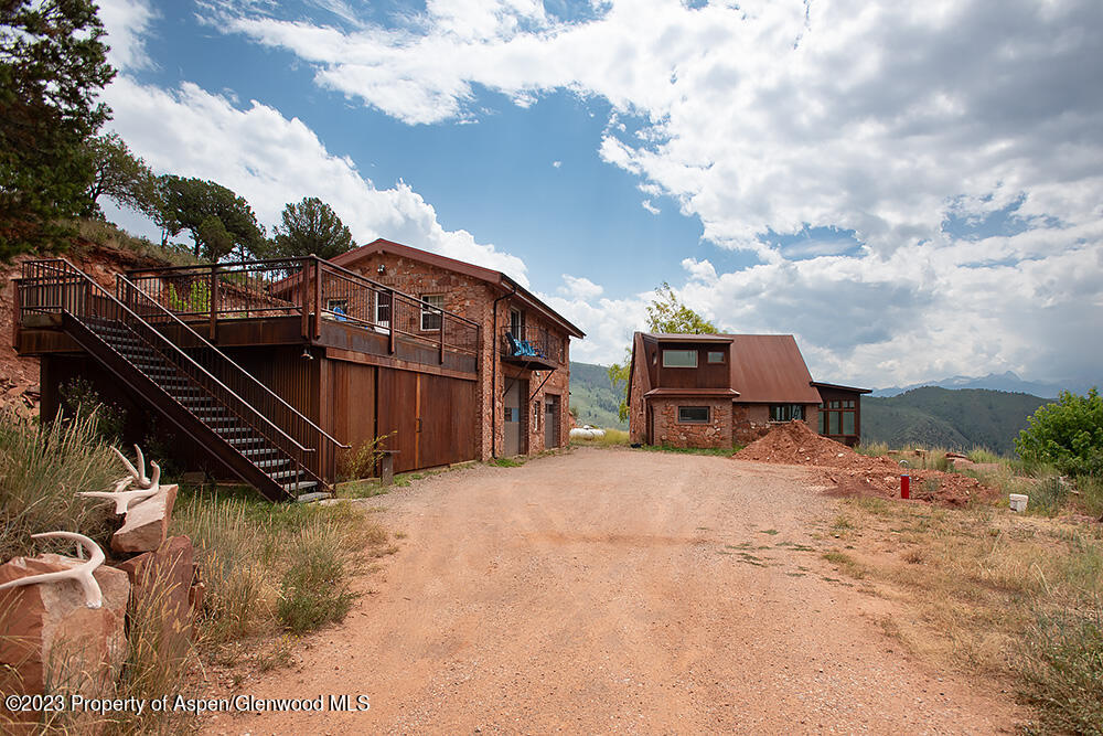 2800 Cedar Drive