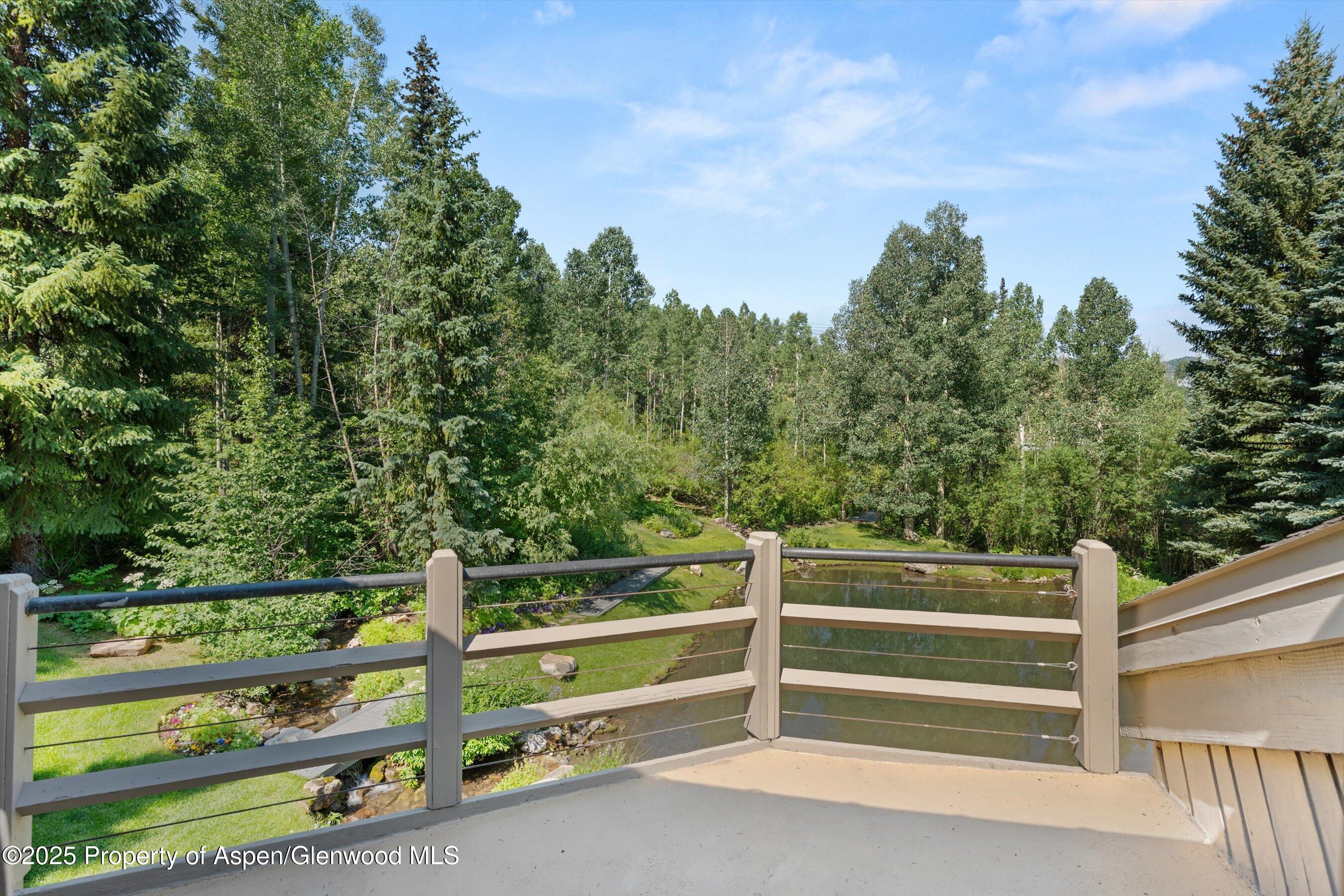 473 Creek Lane