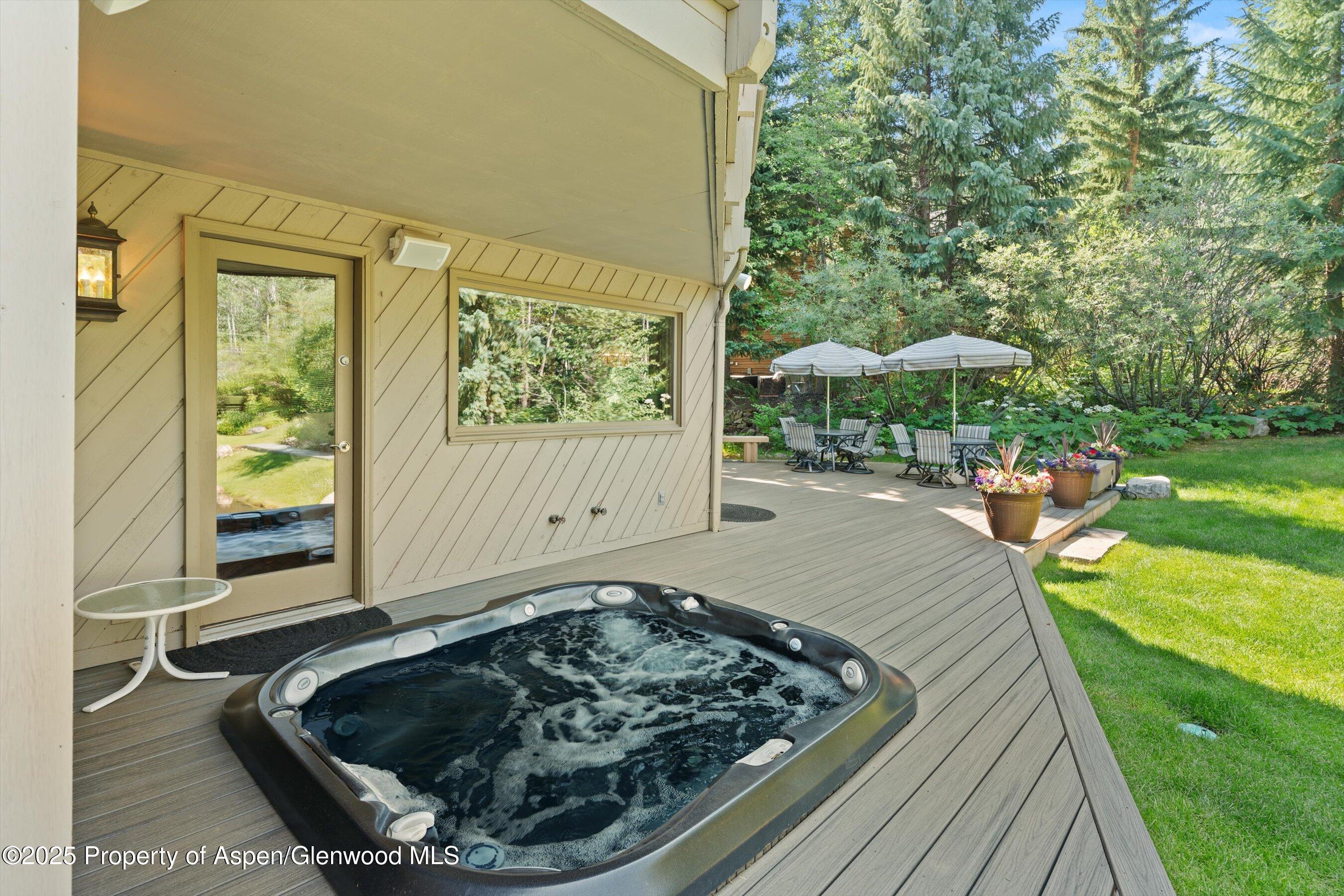 473 Creek Lane