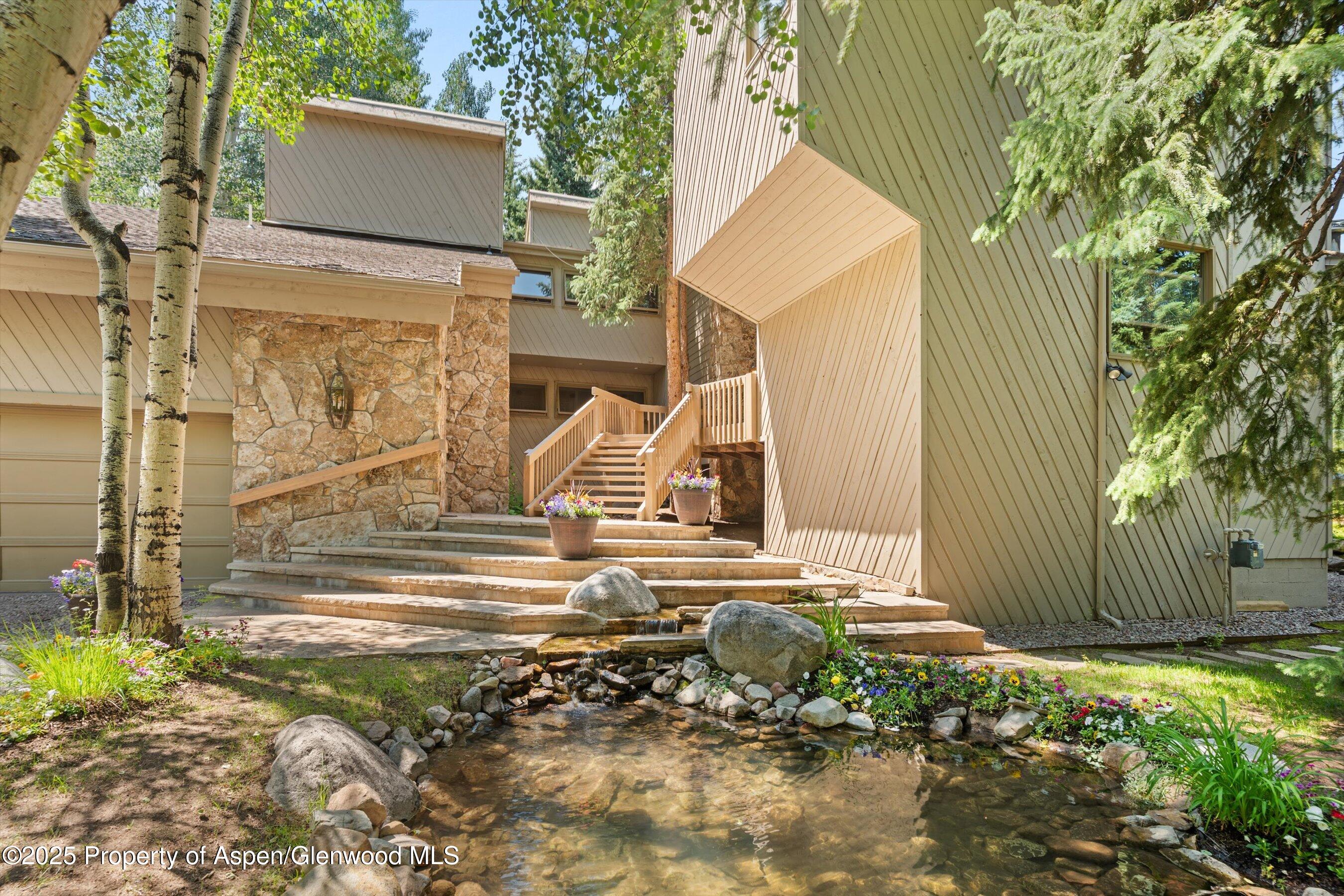 473 Creek Lane