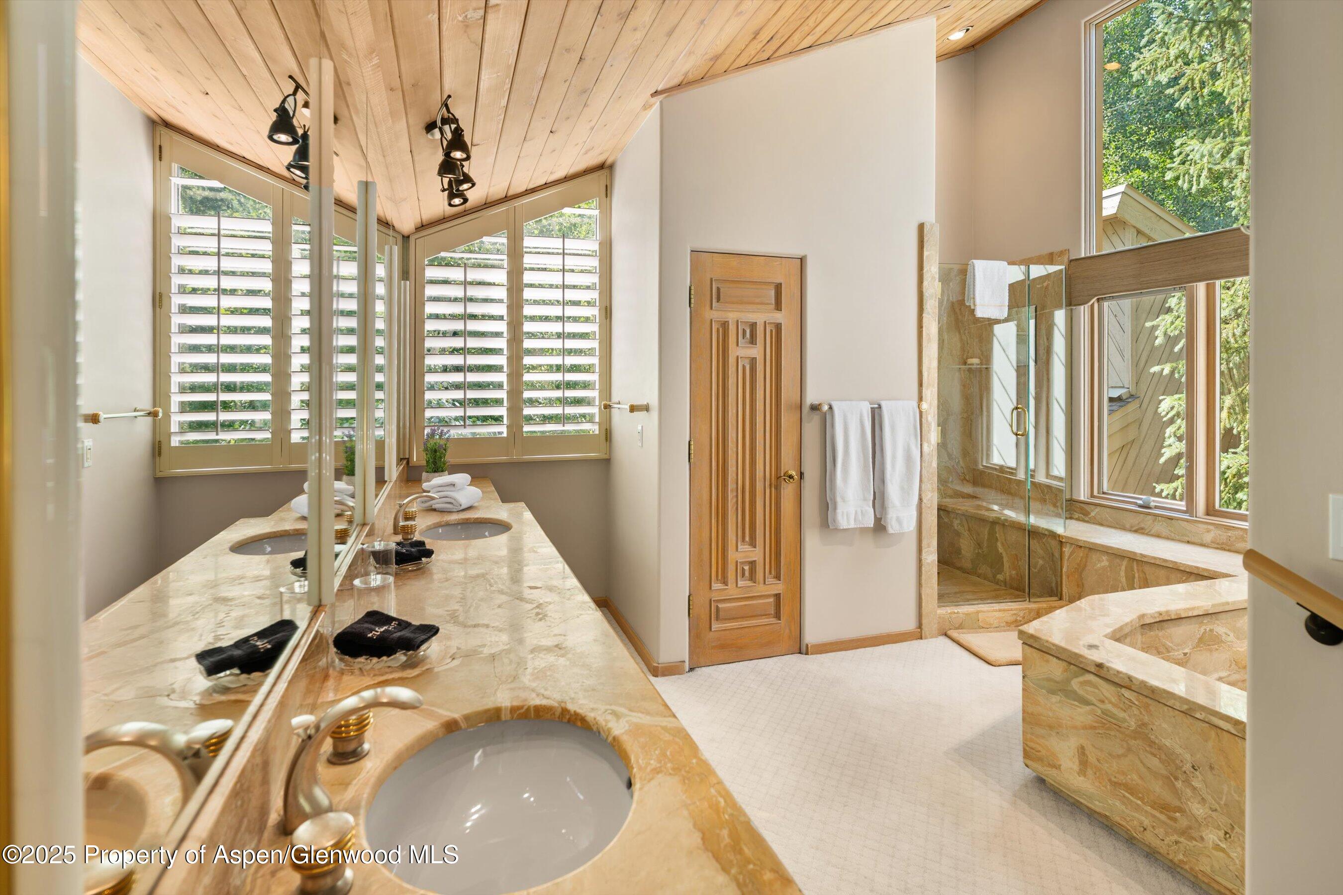 473 Creek Lane