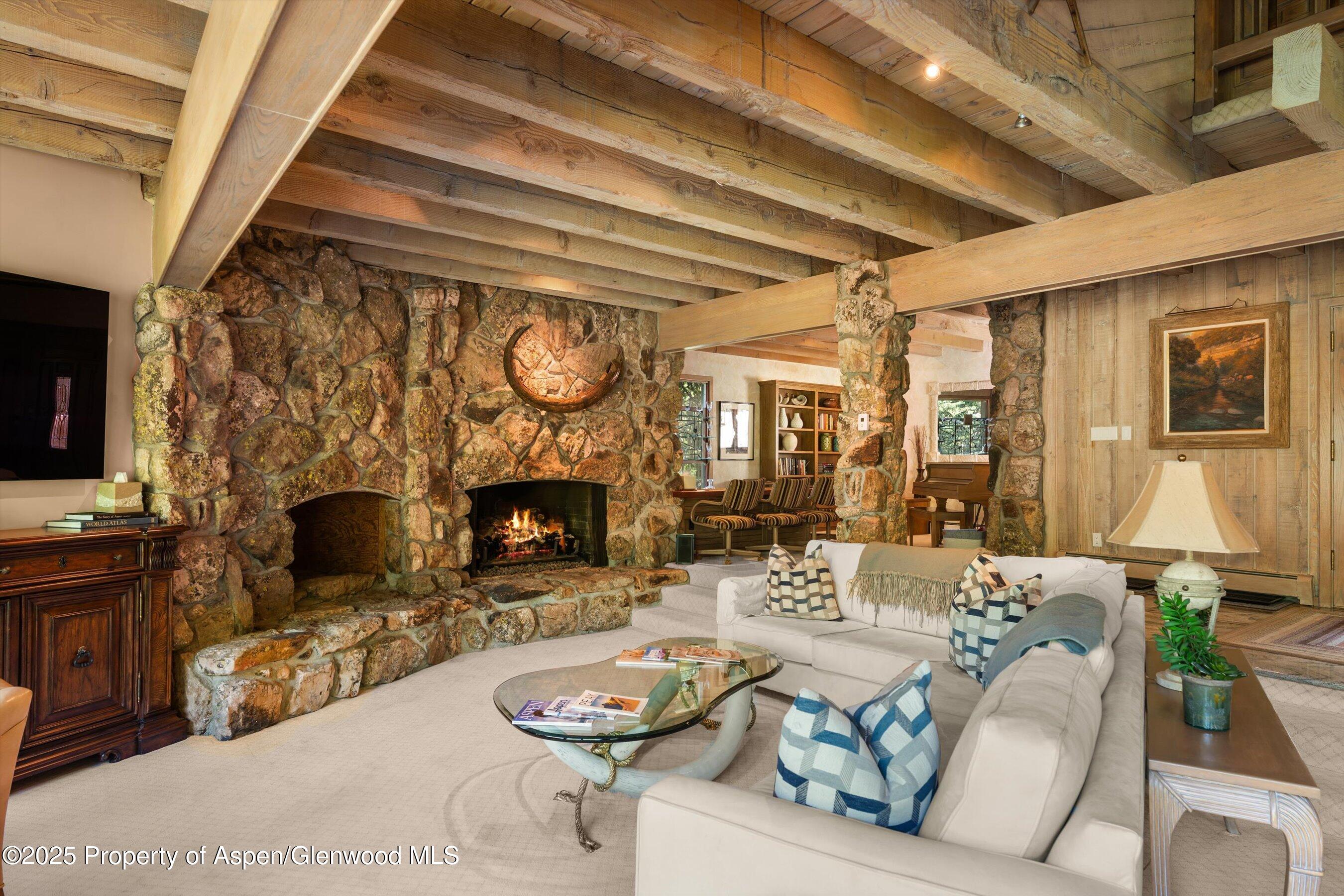 473 Creek Lane