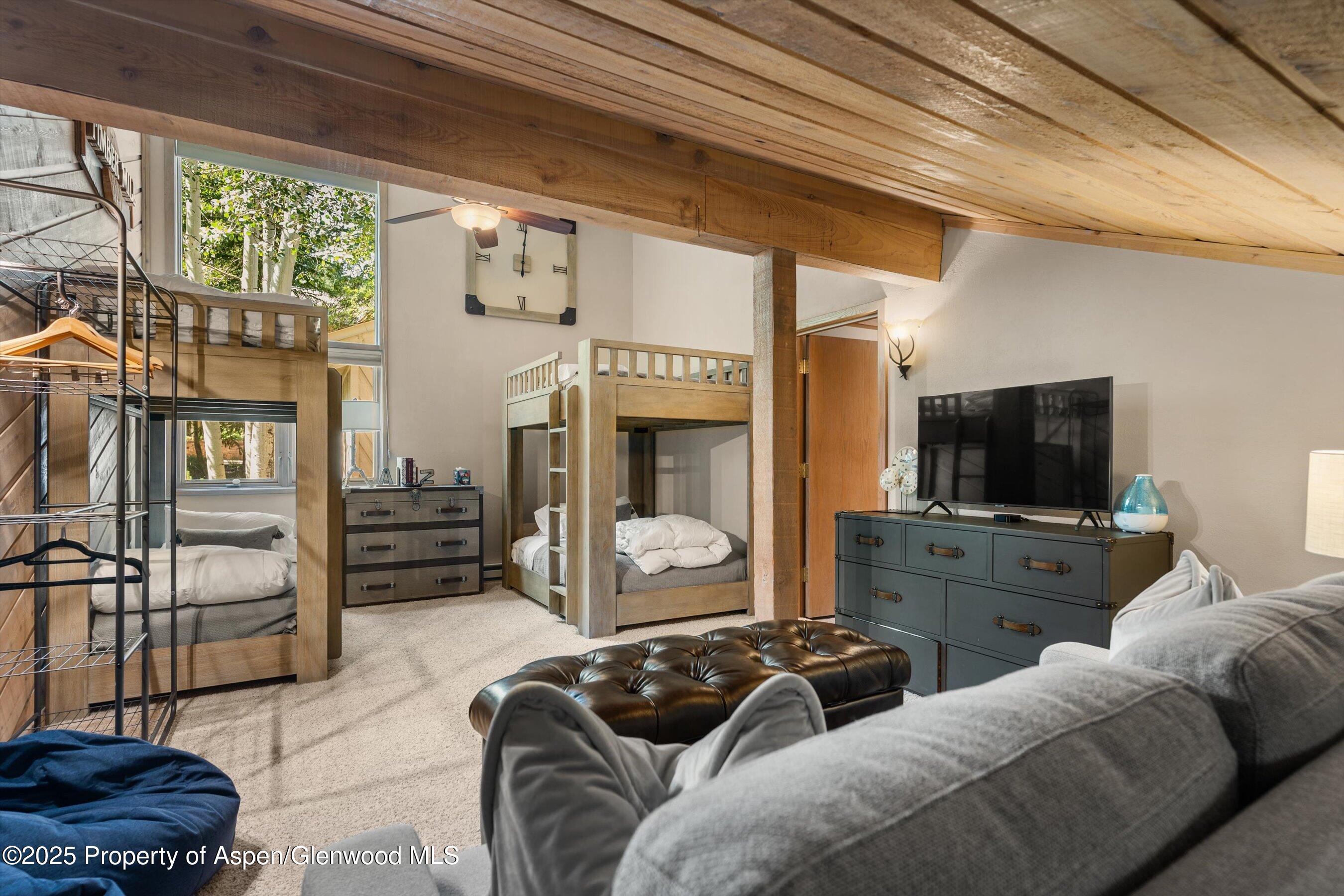 473 Creek Lane