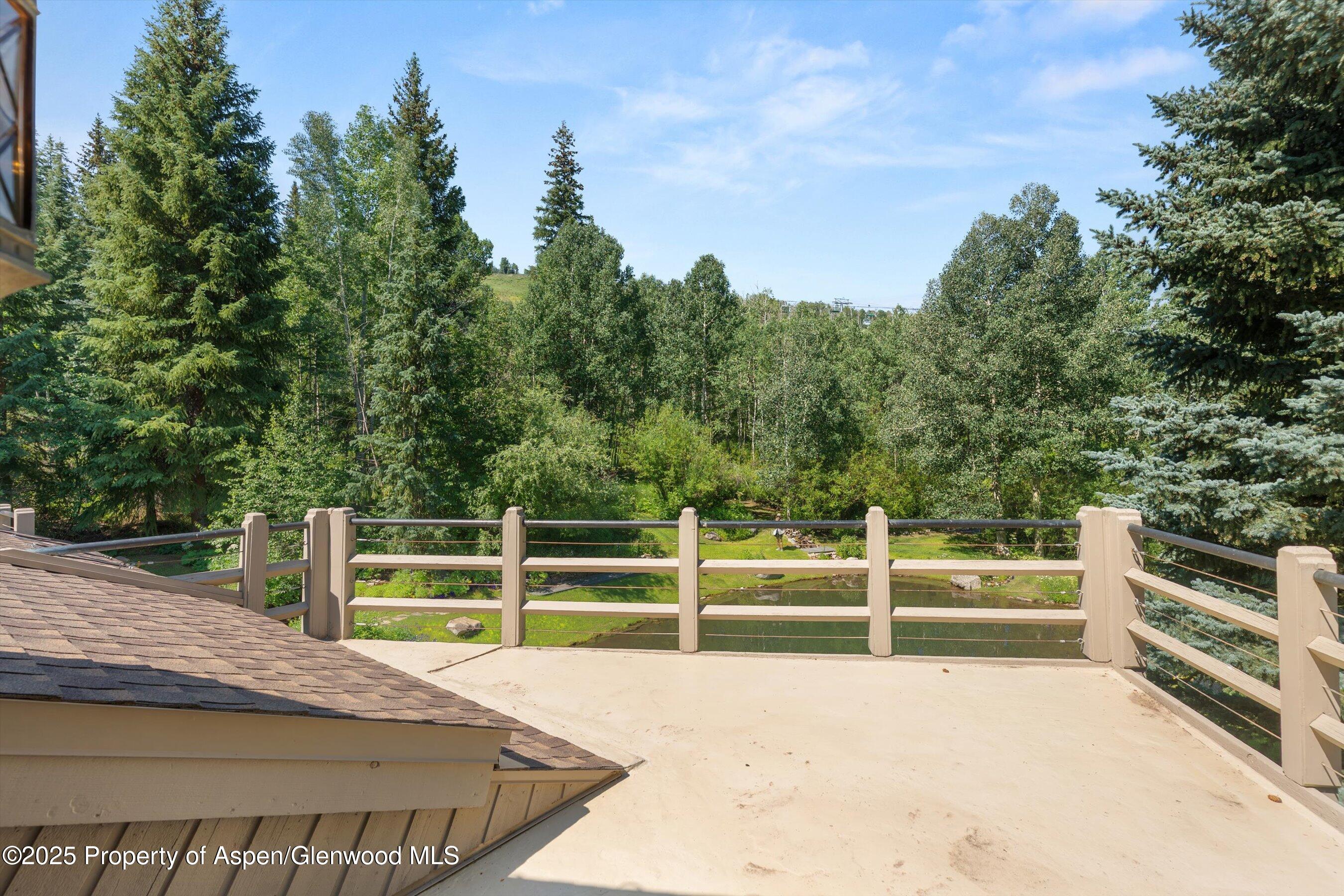 473 Creek Lane
