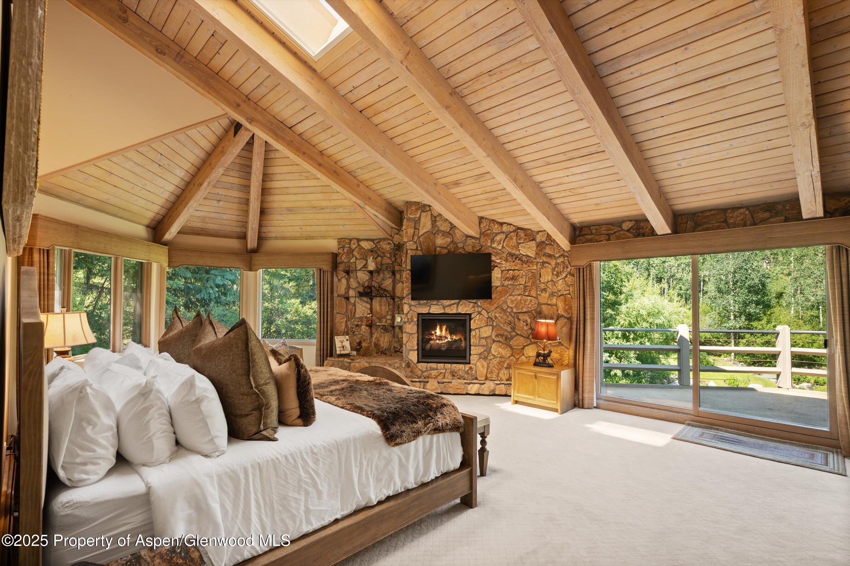 473 Creek Lane
