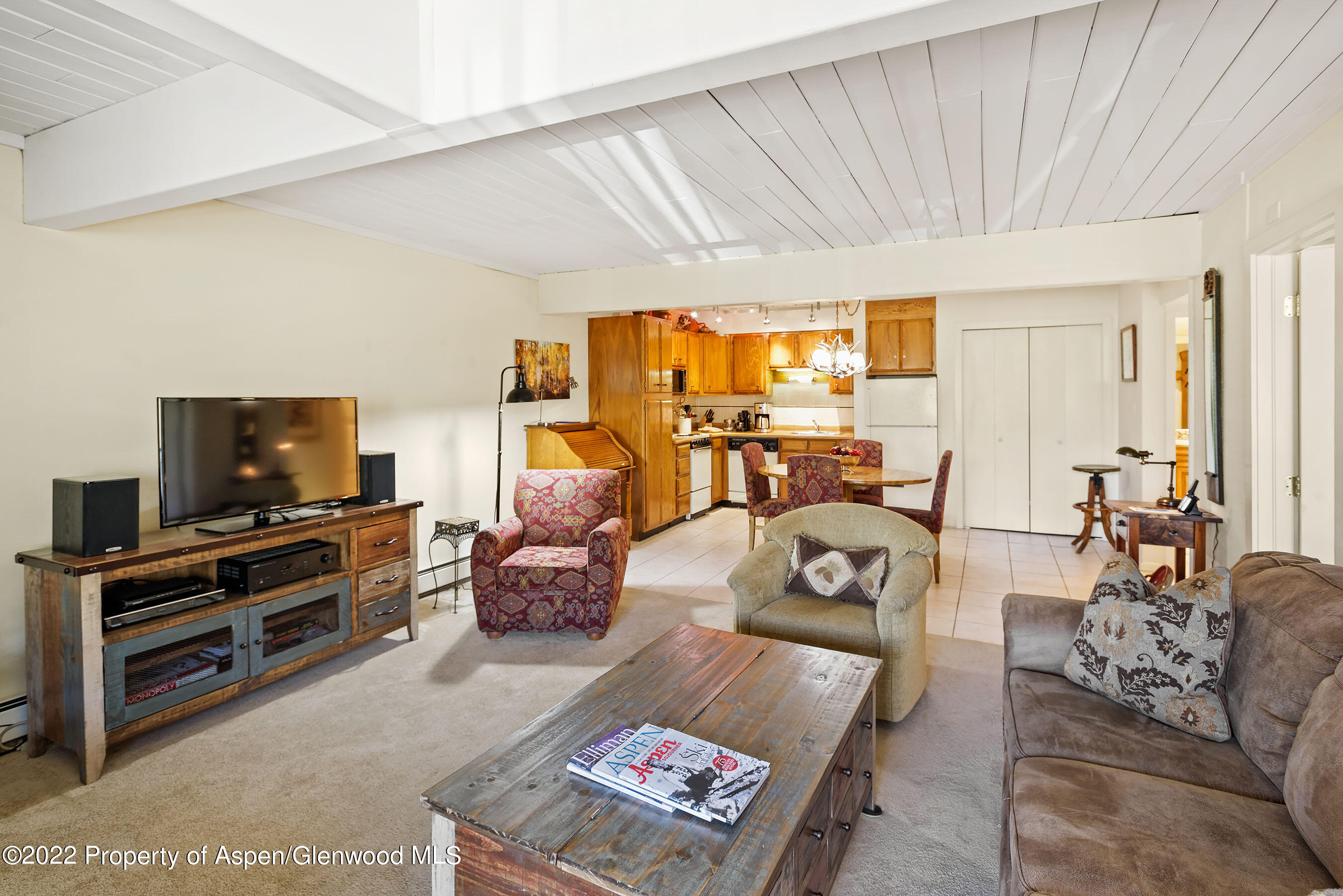 30 Anderson Lane 710