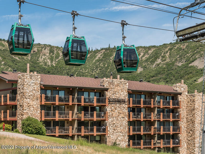 30 Anderson Lane 710