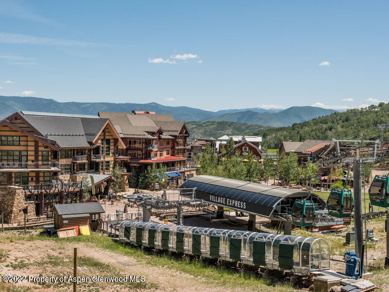 30 Anderson Lane 710