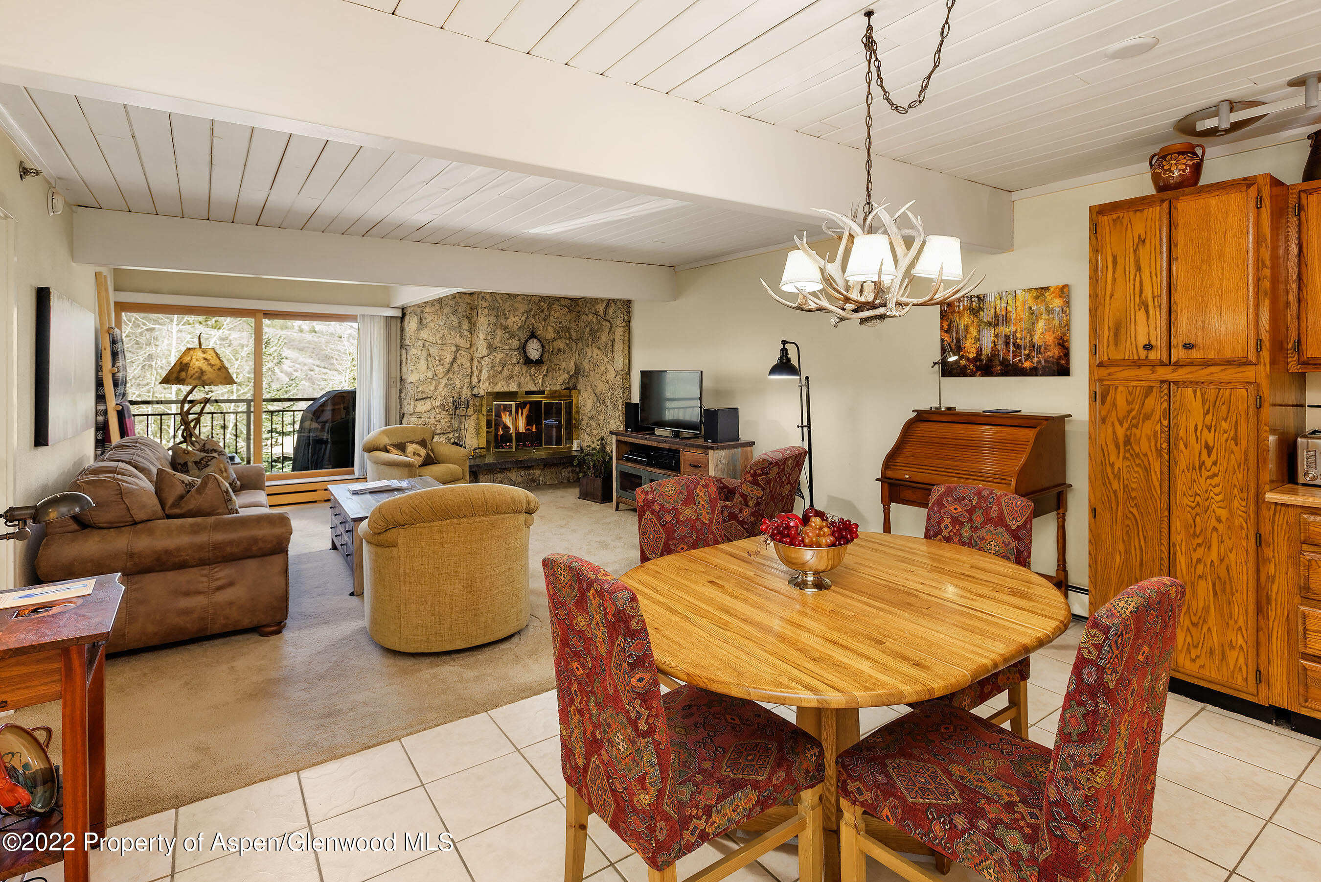 30 Anderson Lane 710