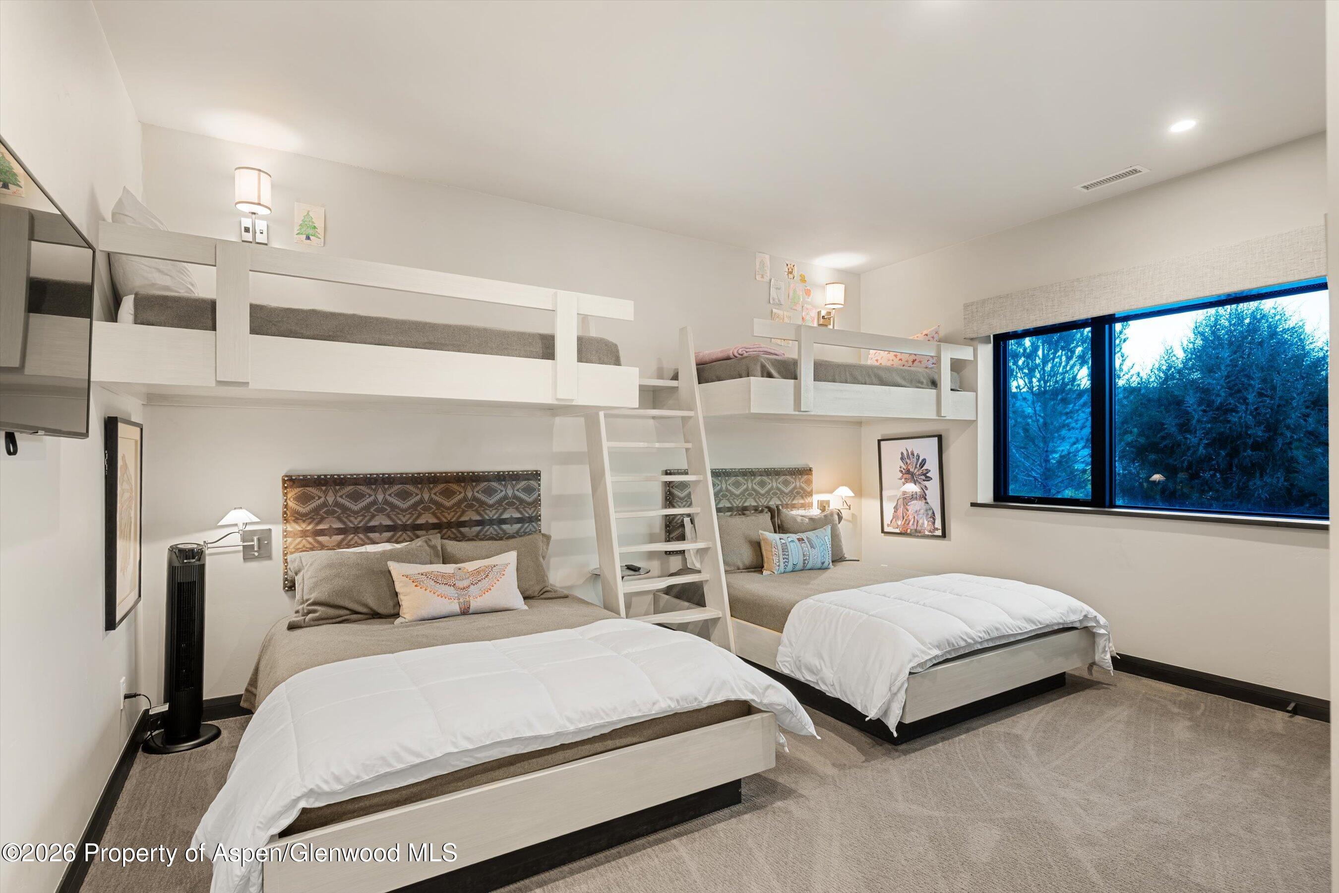 1711 County Road 109