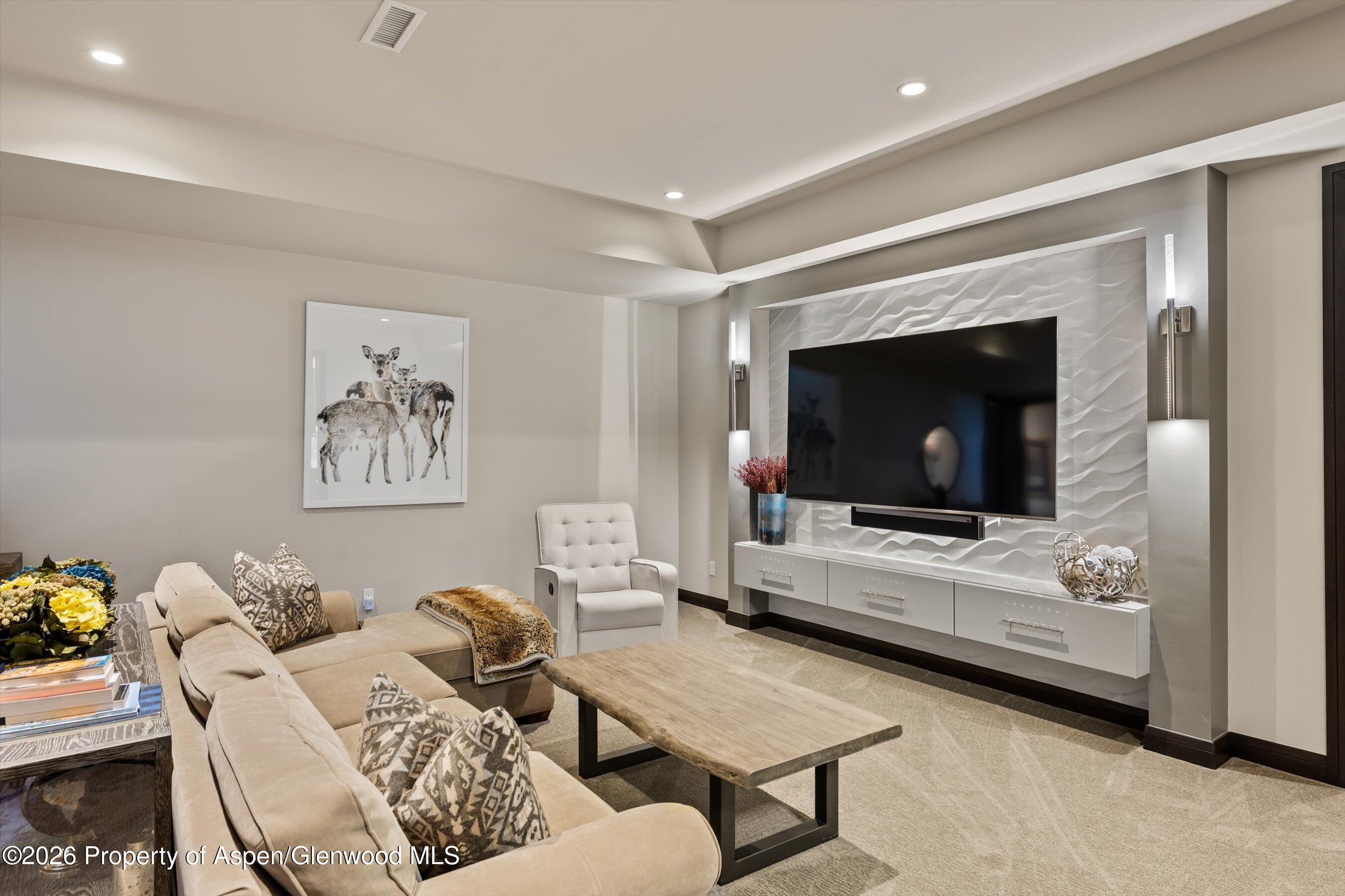 1711 County Road 109