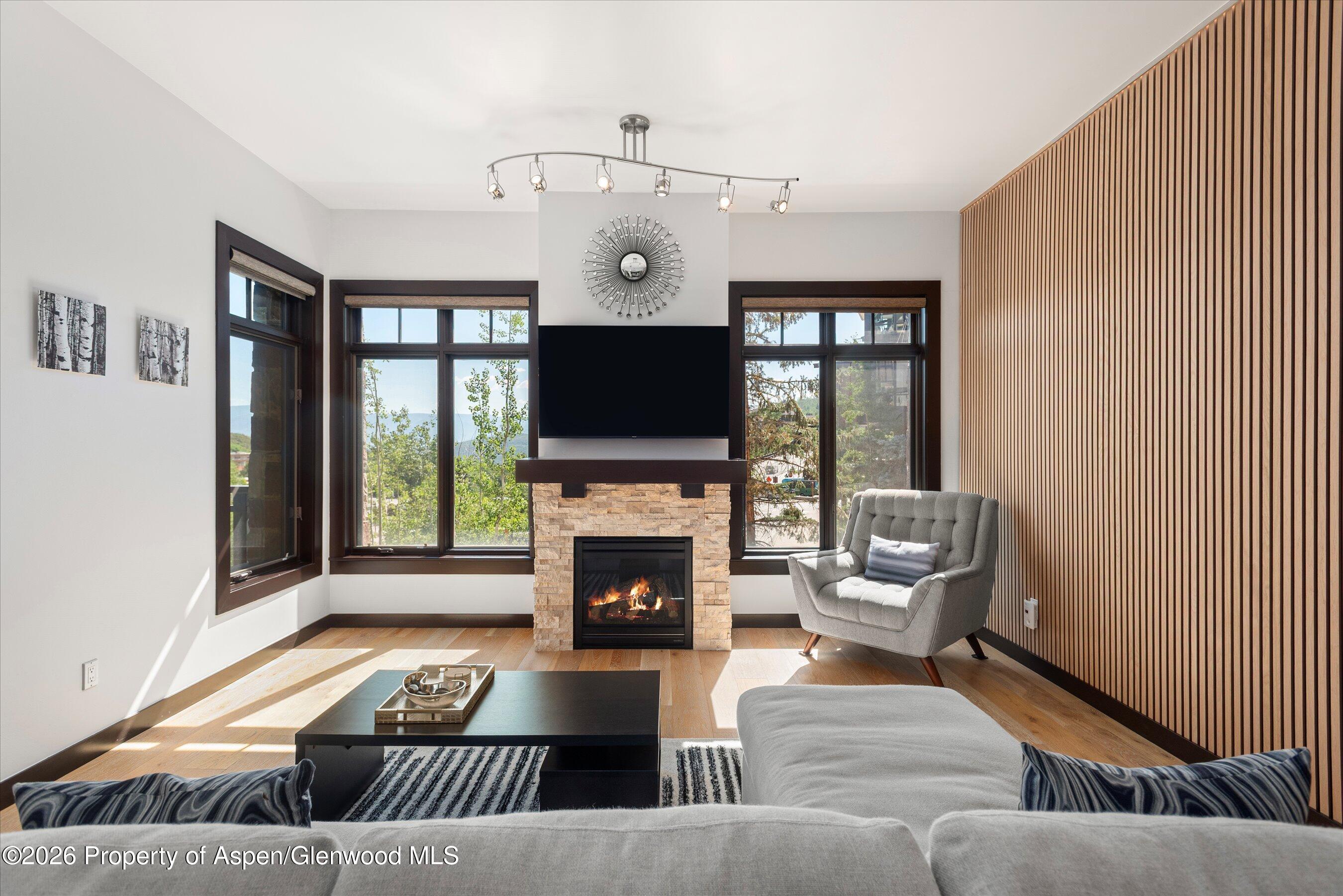 60 Carriage Way 3032