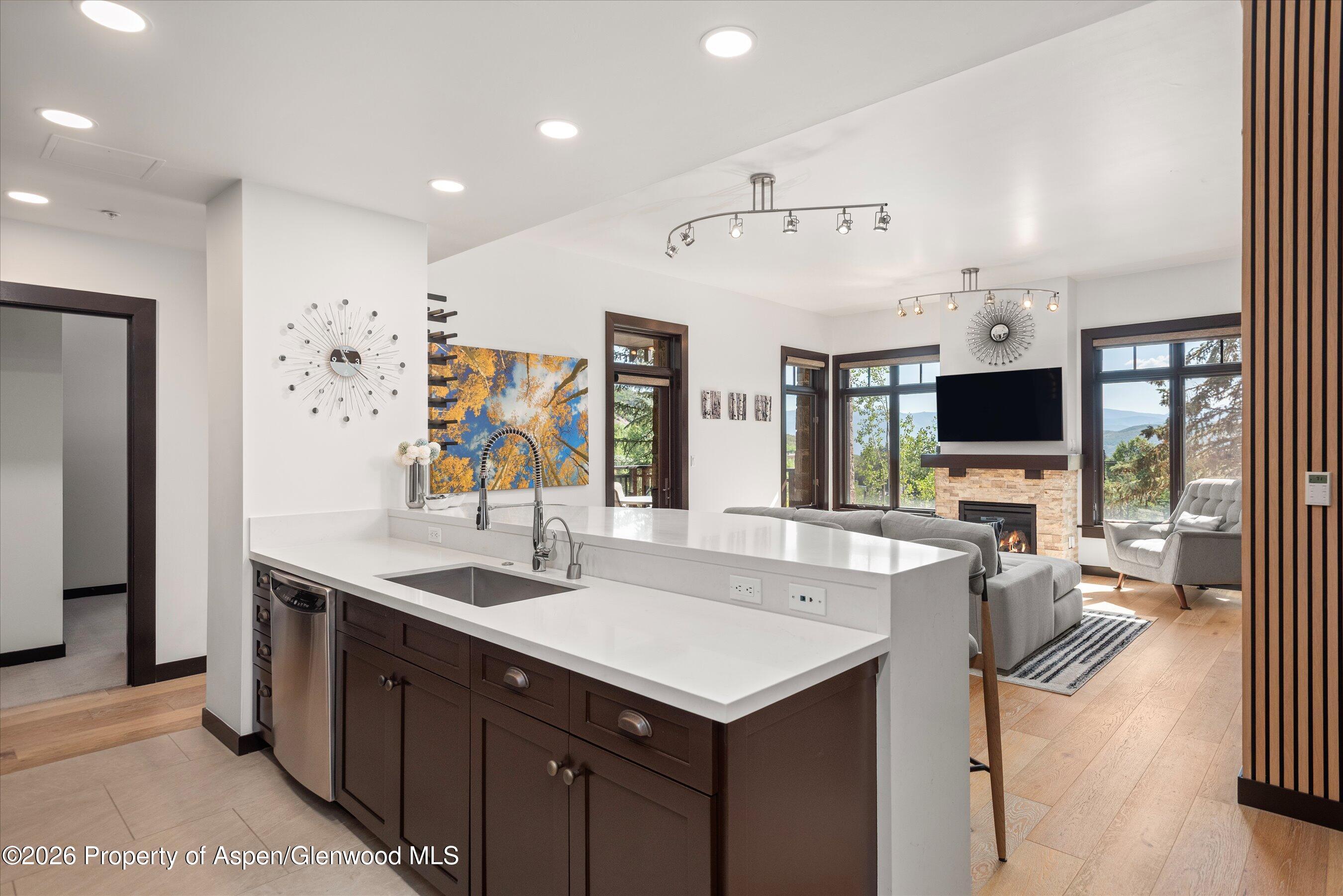 60 Carriage Way 3032