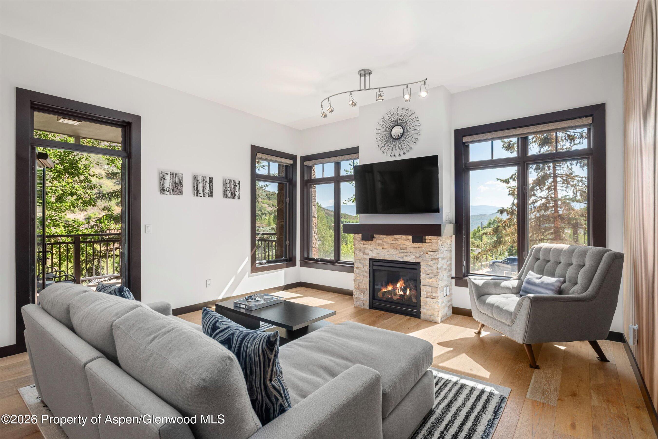 60 Carriage Way 3032