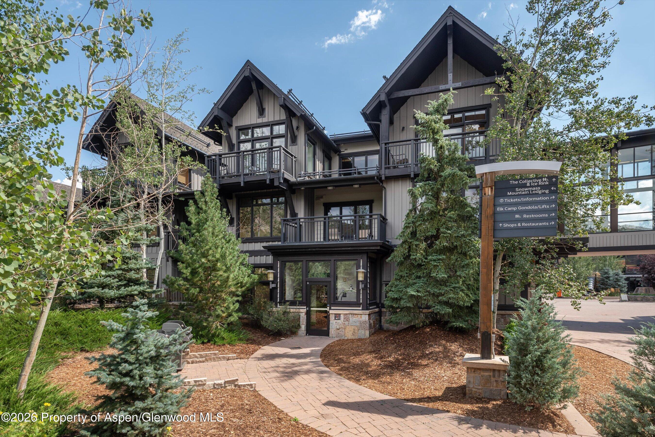 60 Carriage Way 3321