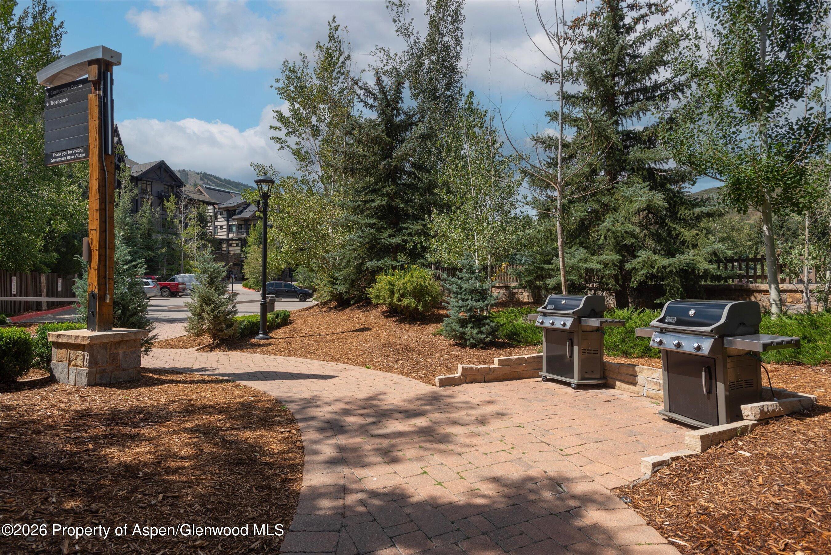 60 Carriage Way 3321