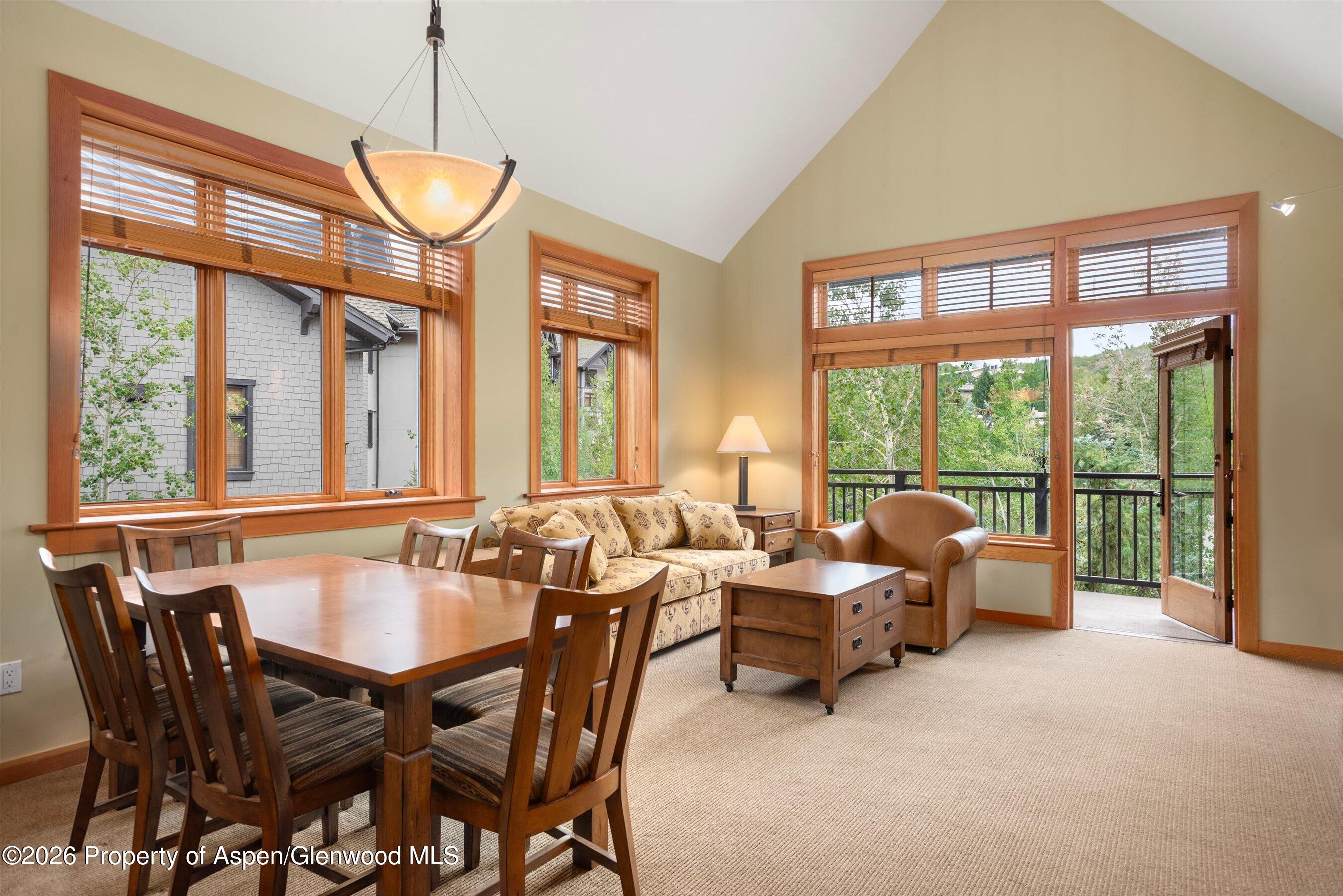 60 Carriage Way 3321