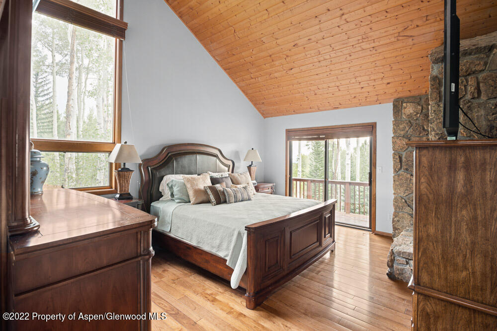2055 Faraway Road