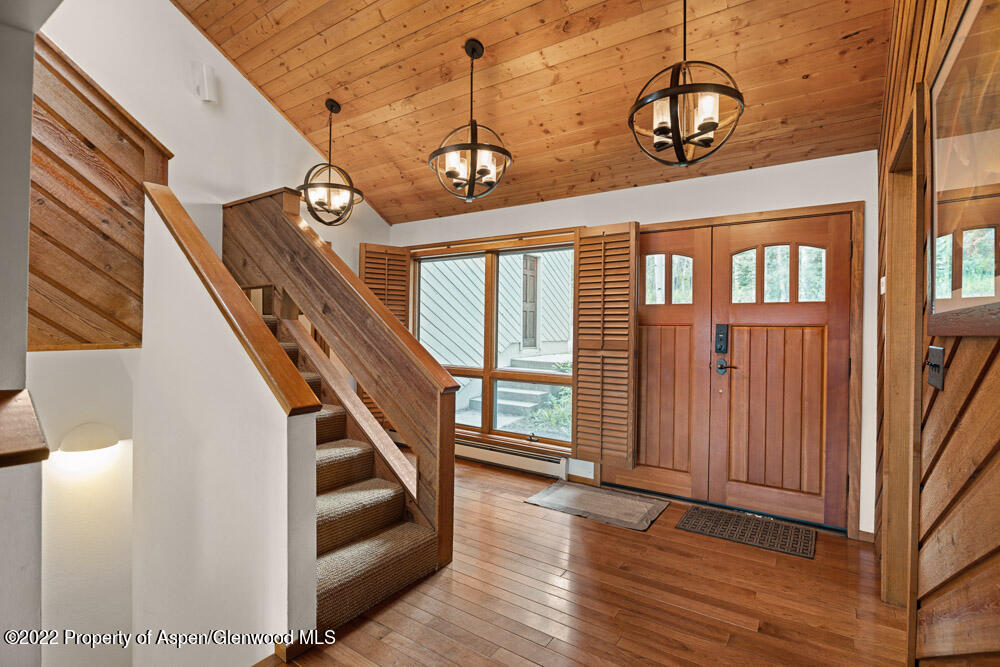 2055 Faraway Road