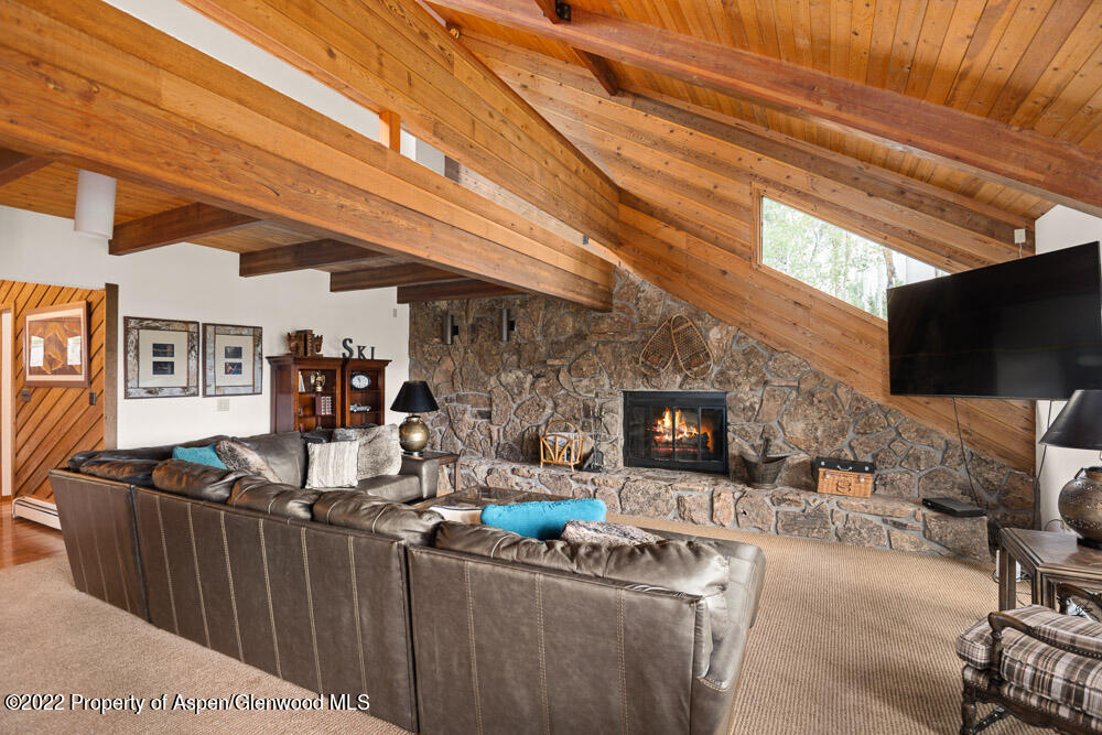 2055 Faraway Road