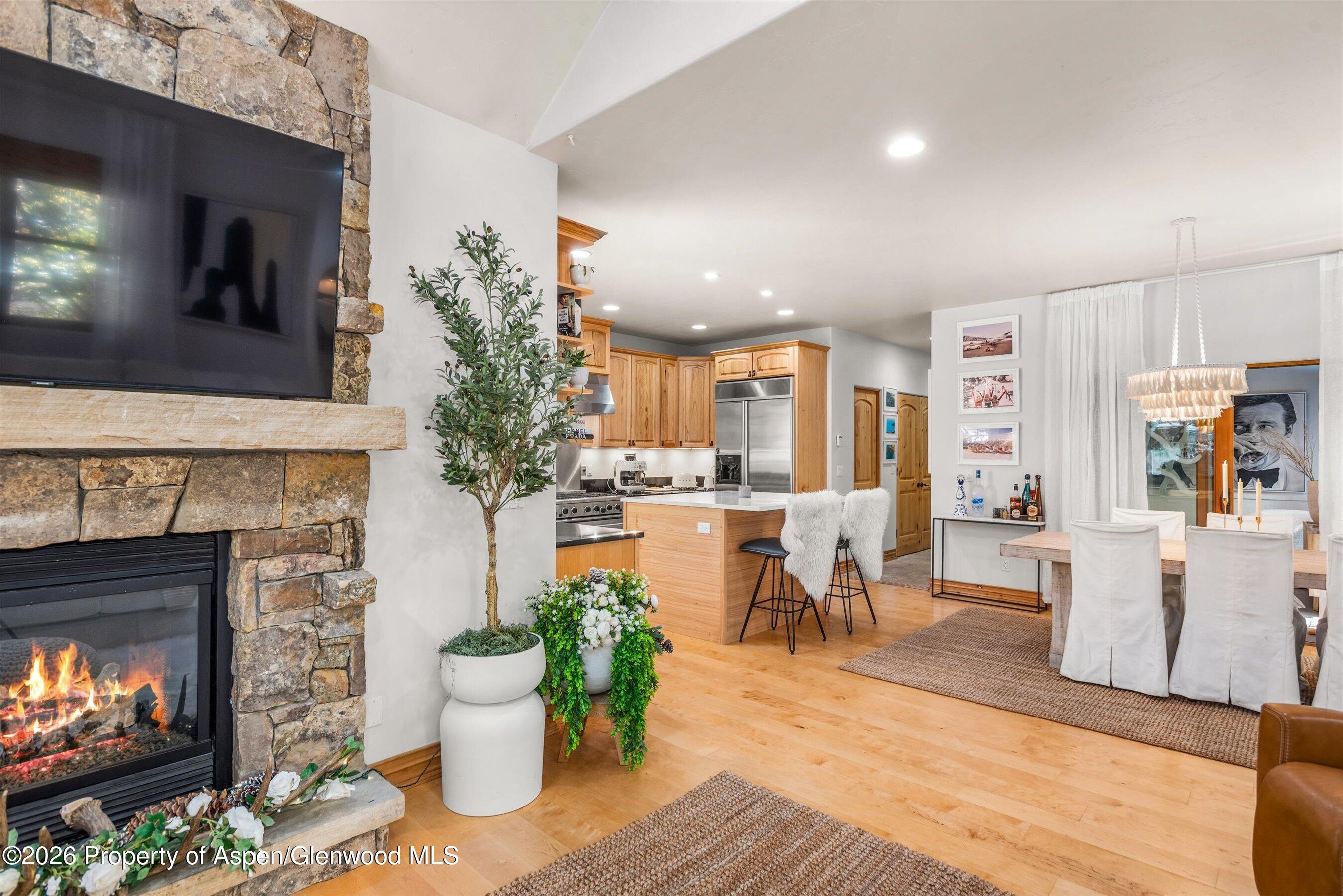 315 Summerset Way B
