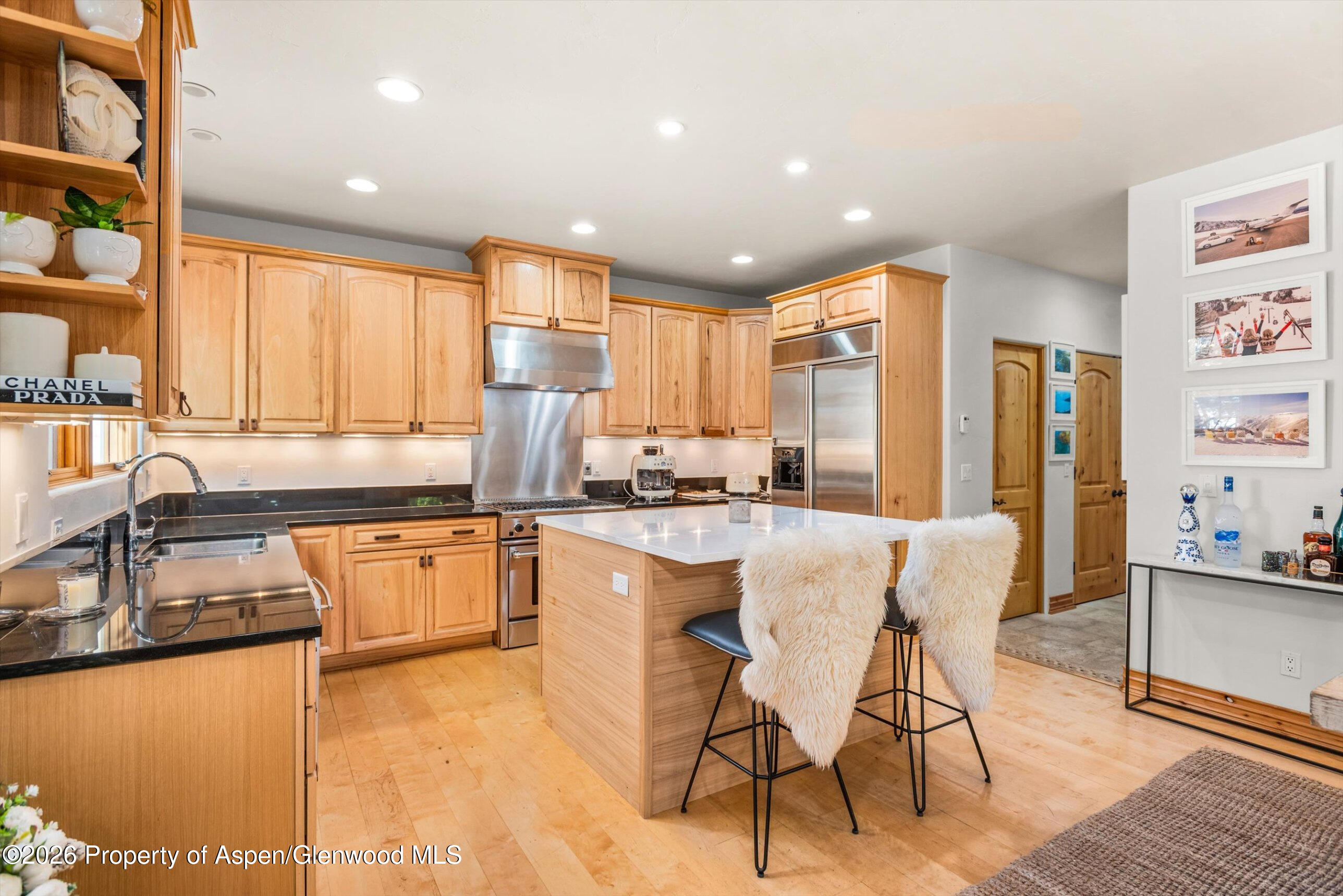 315 Summerset Way B