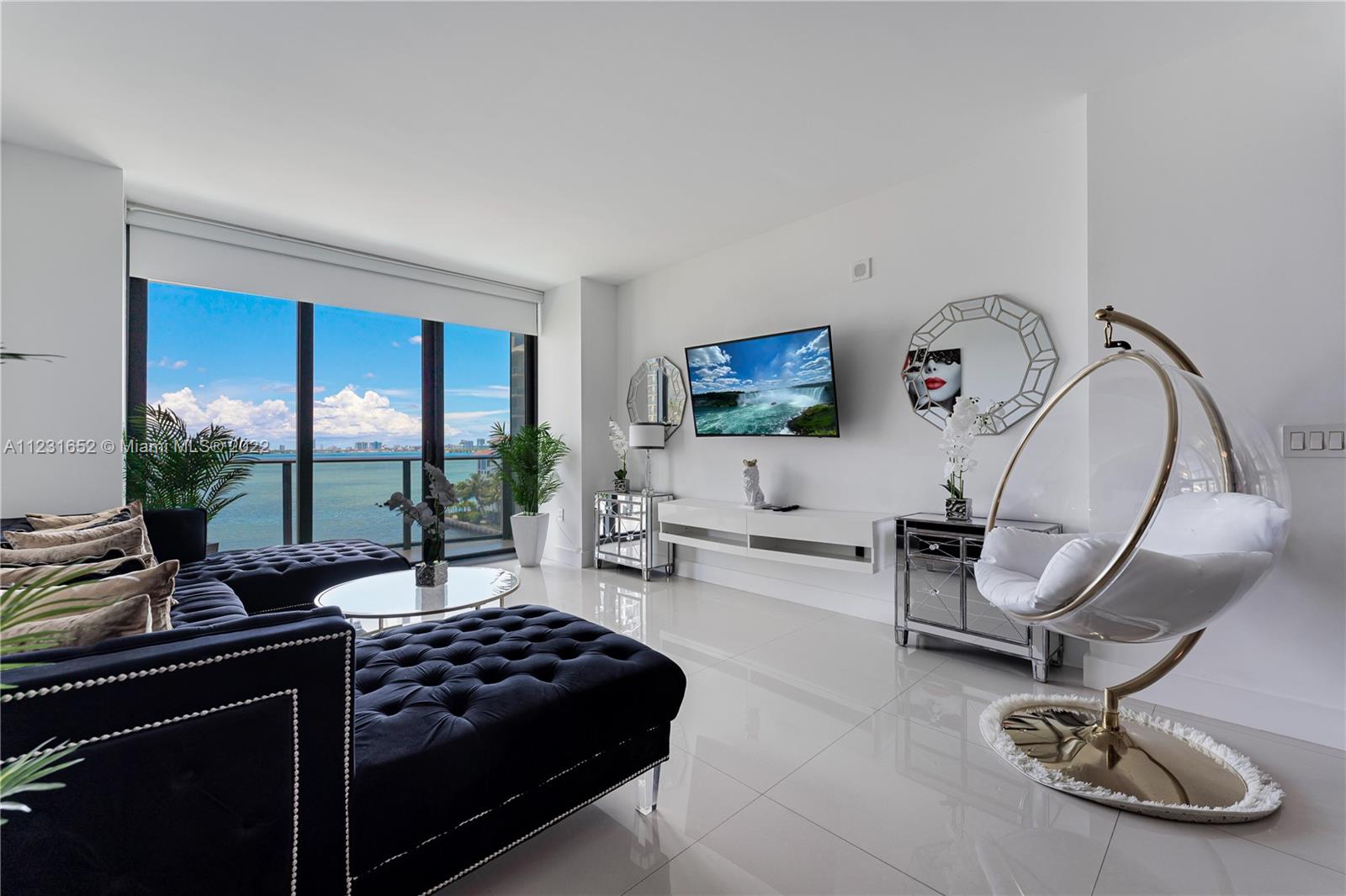 460 NE 28th St Unit: 602