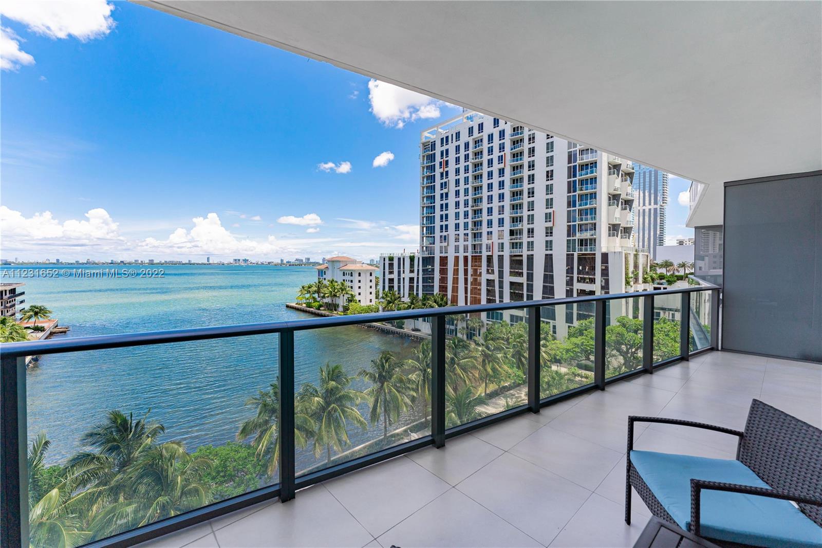 460 NE 28th St Unit: 602