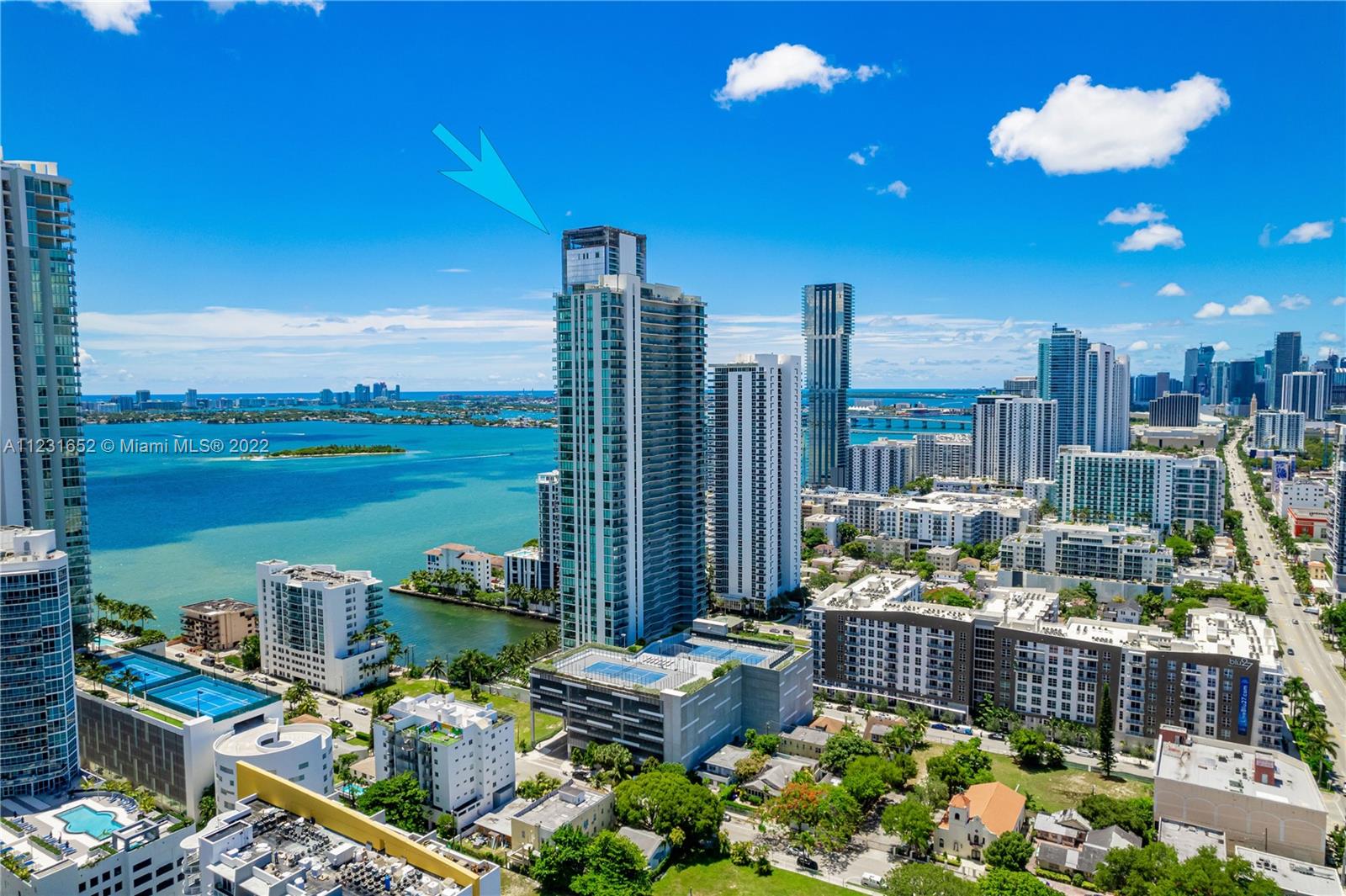 460 NE 28th St Unit: 602