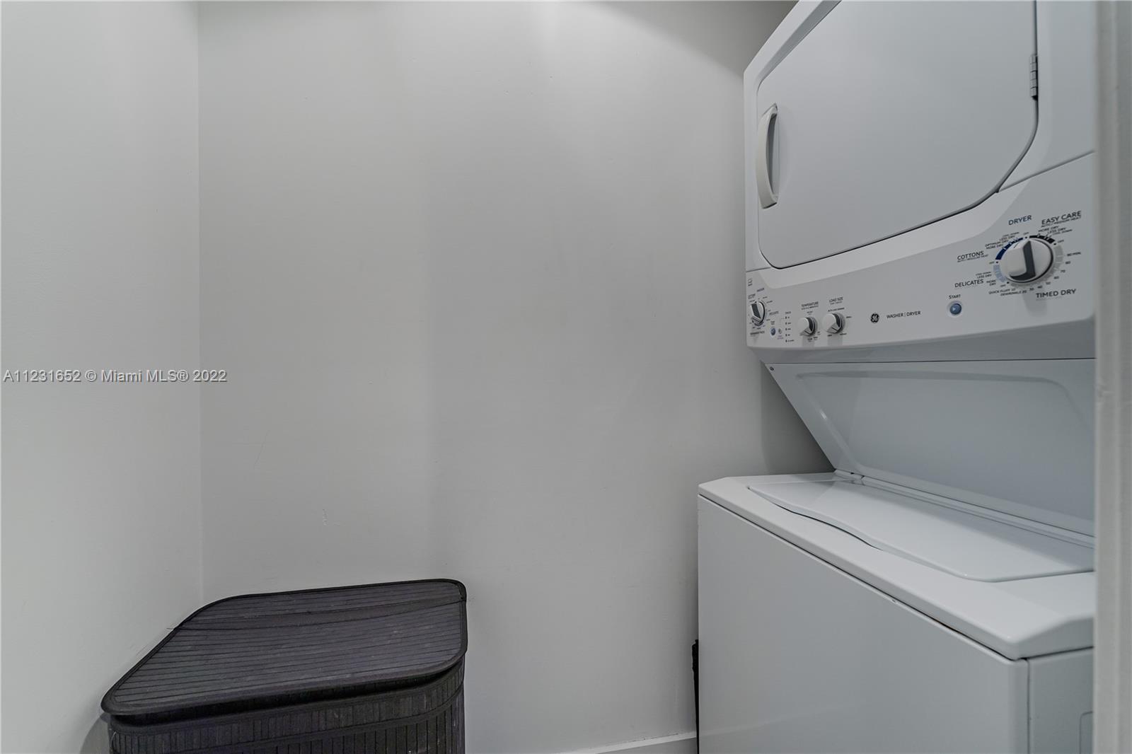 460 NE 28th St Unit: 602