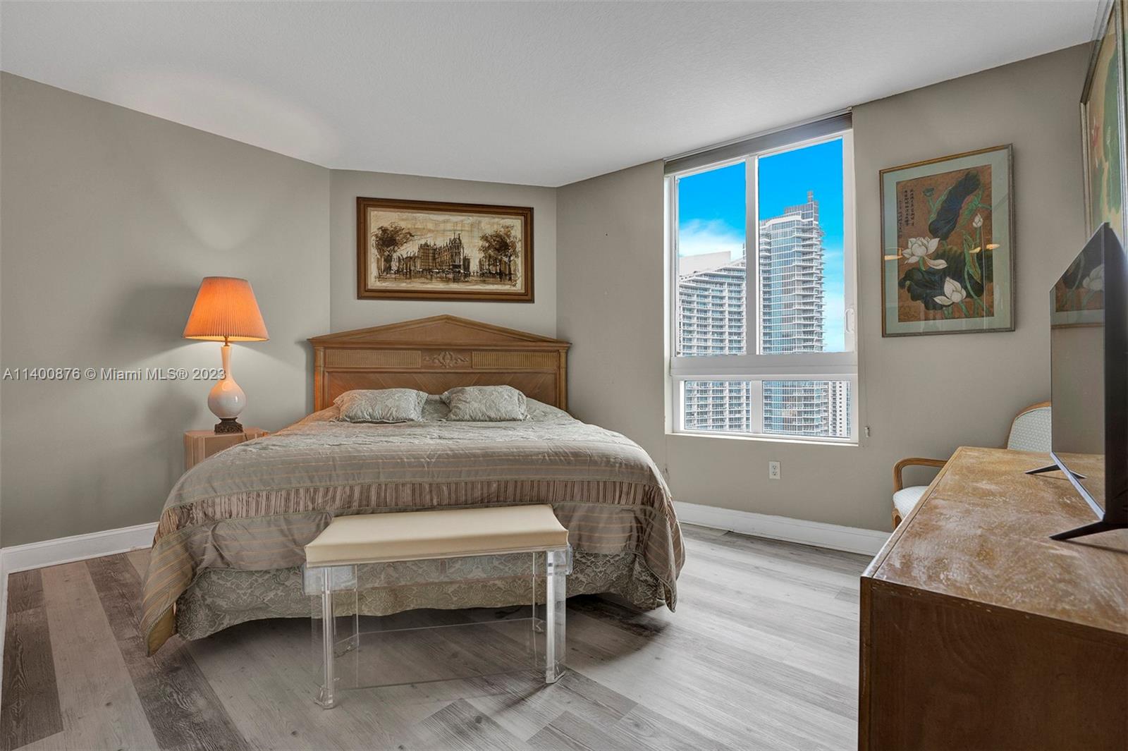 1900 N Bayshore Dr Unit: 2702