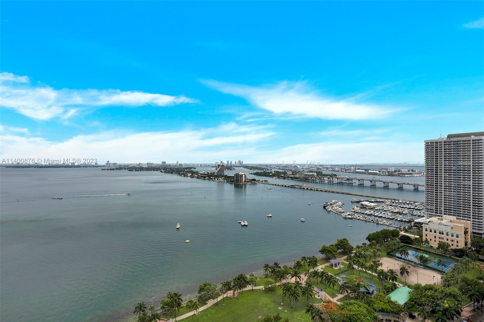 1900 N Bayshore Dr Unit: 2702