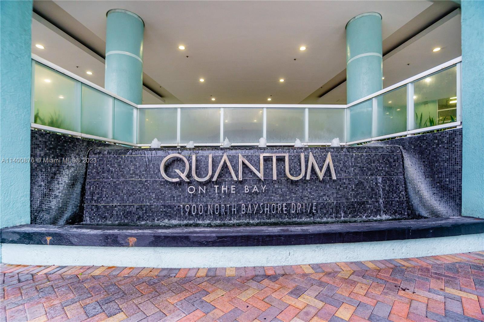 1900 N Bayshore Dr Unit: 2702