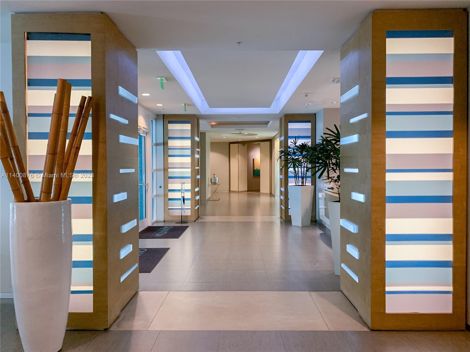 1900 N Bayshore Dr Unit: 2702