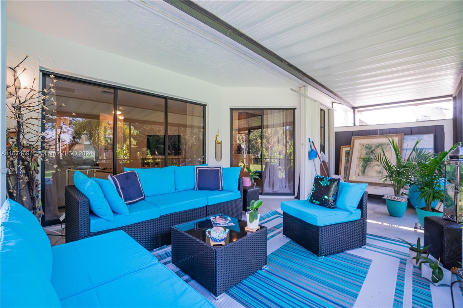 289 NW 36th Ave