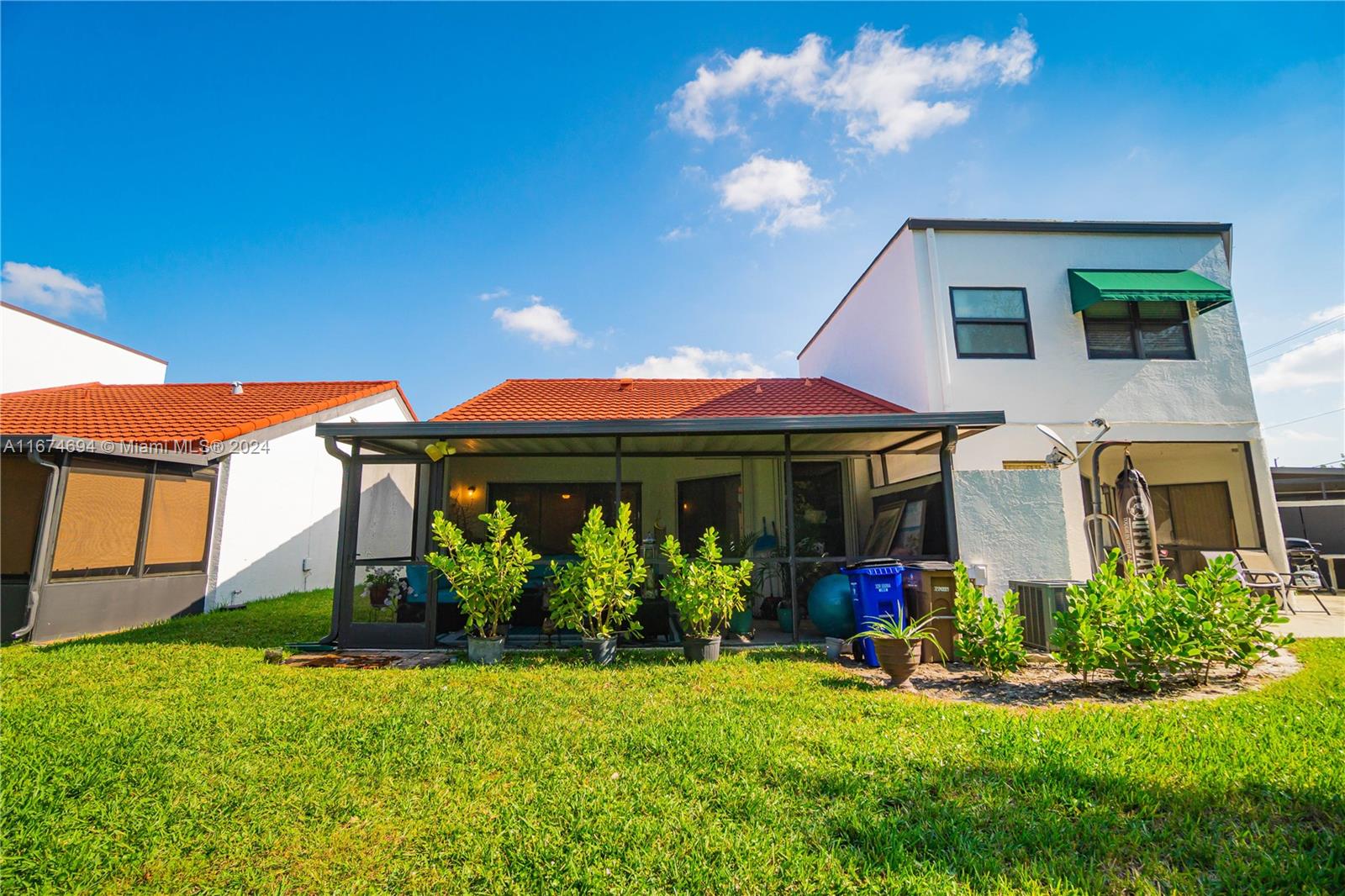 289 NW 36th Ave