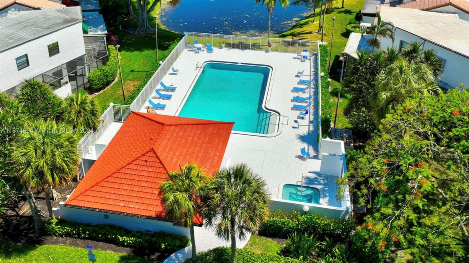 289 NW 36th Ave