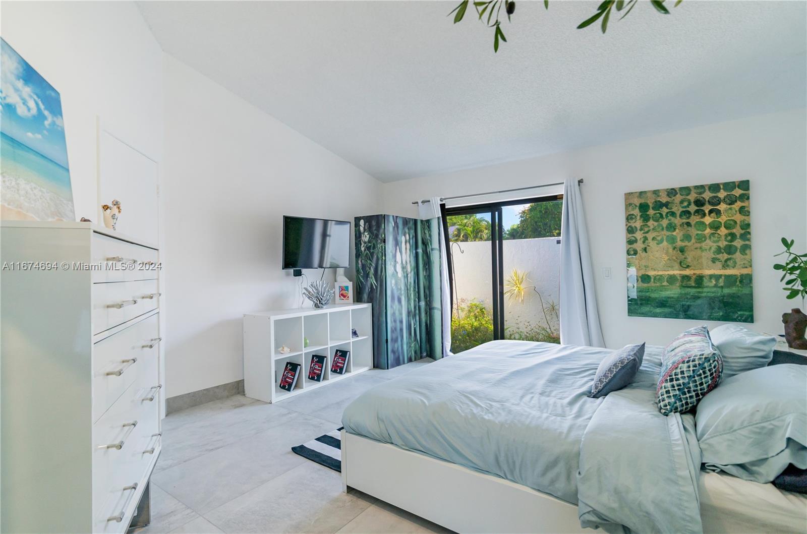 289 NW 36th Ave