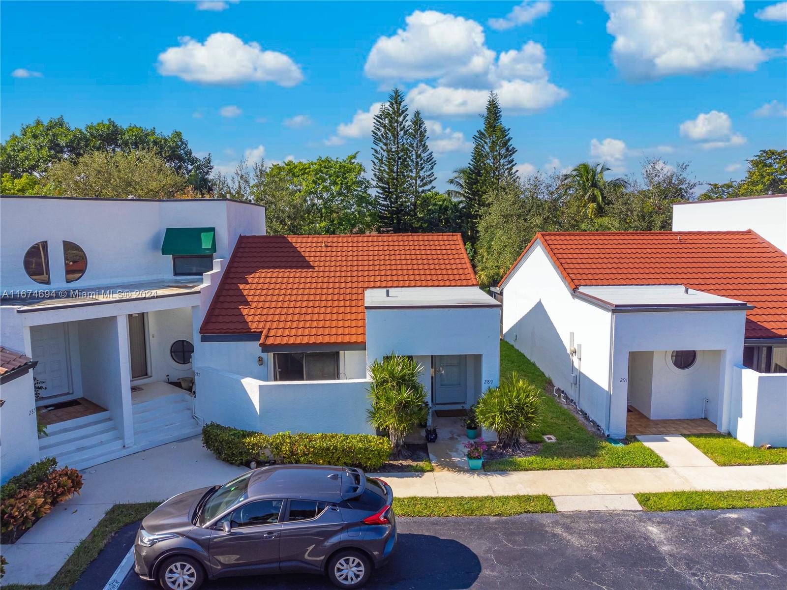 289 NW 36th Ave