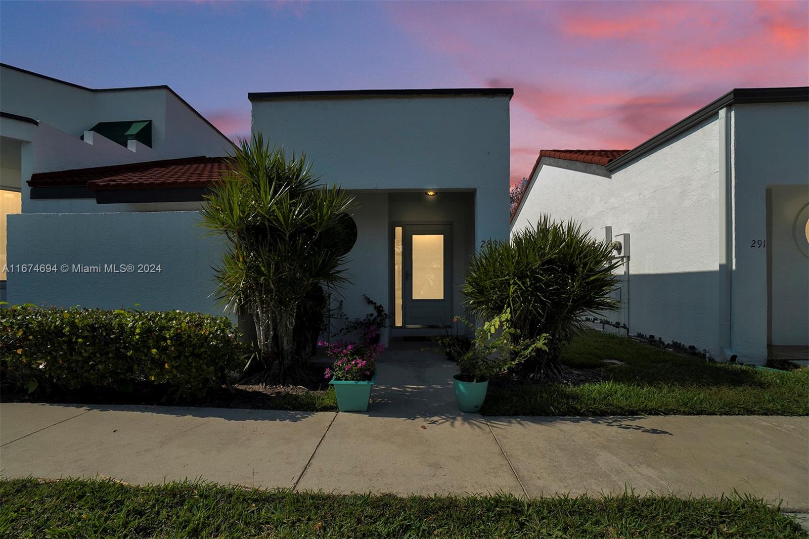 289 NW 36th Ave