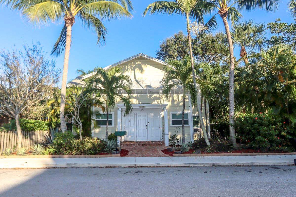 310 N Ocean Breeze # 4