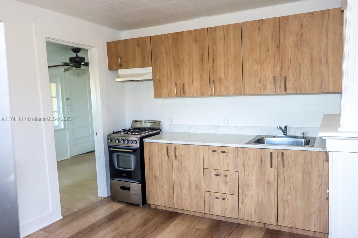 310 N Ocean Breeze # 4