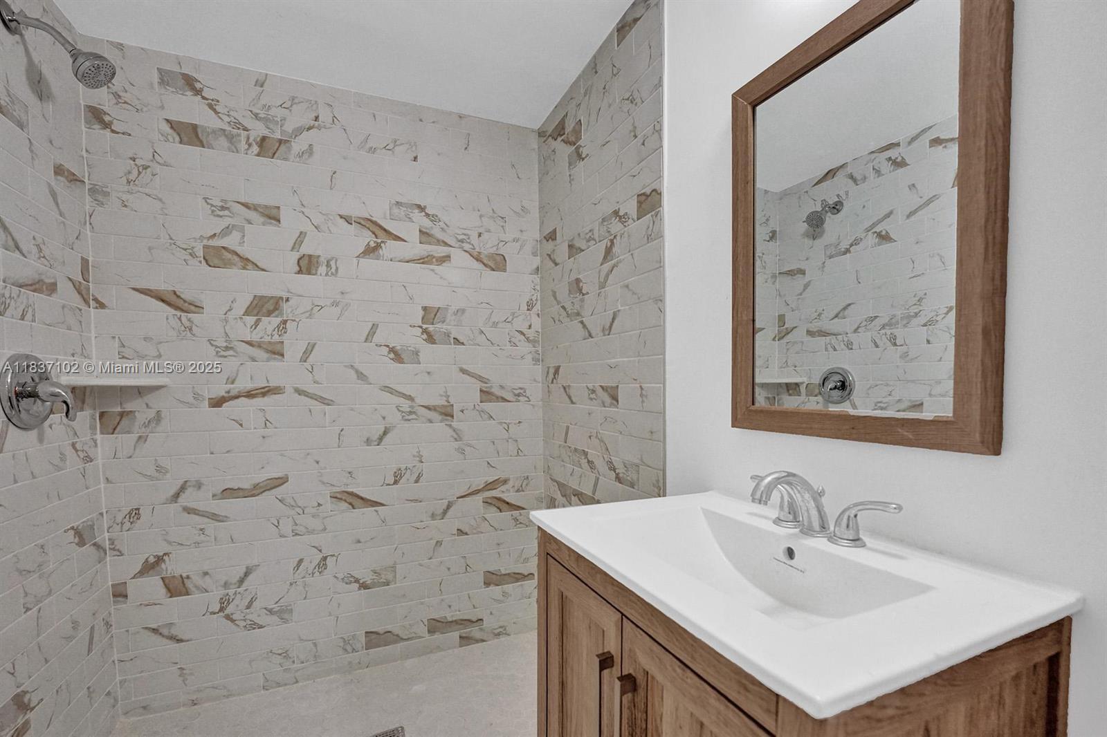 310 N Ocean Breeze # 3