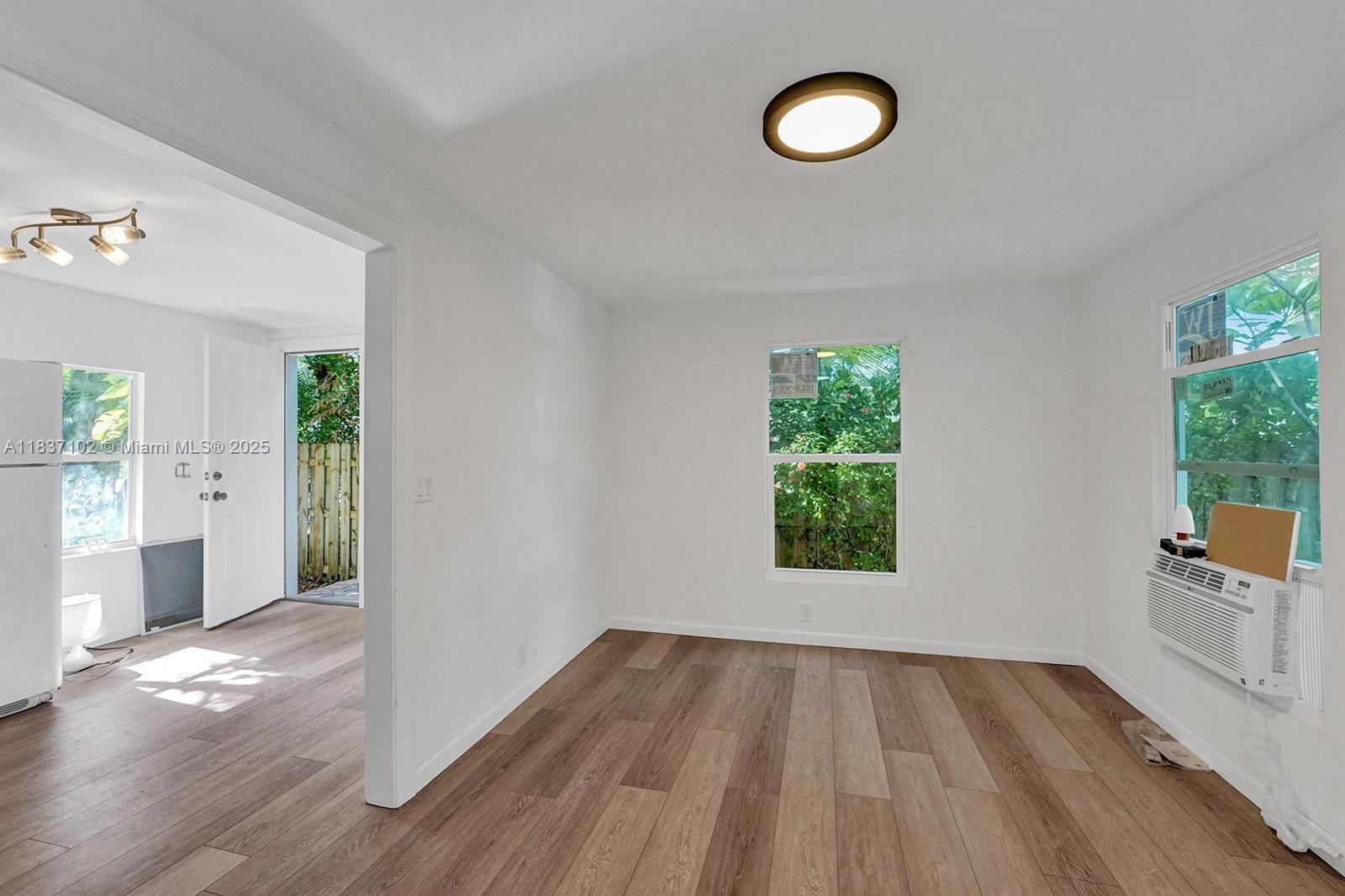 310 N Ocean Breeze # 3