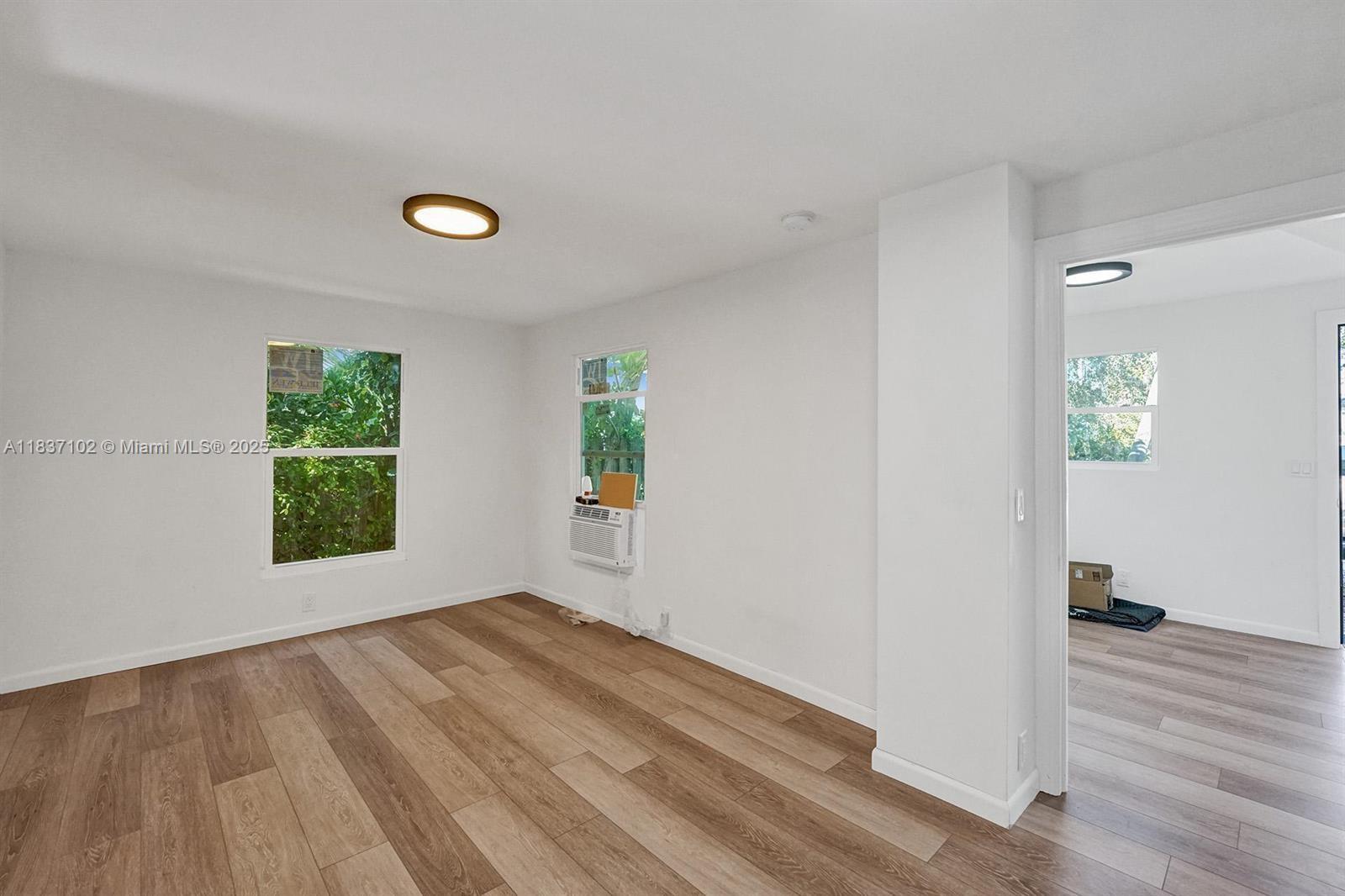 310 N Ocean Breeze # 3