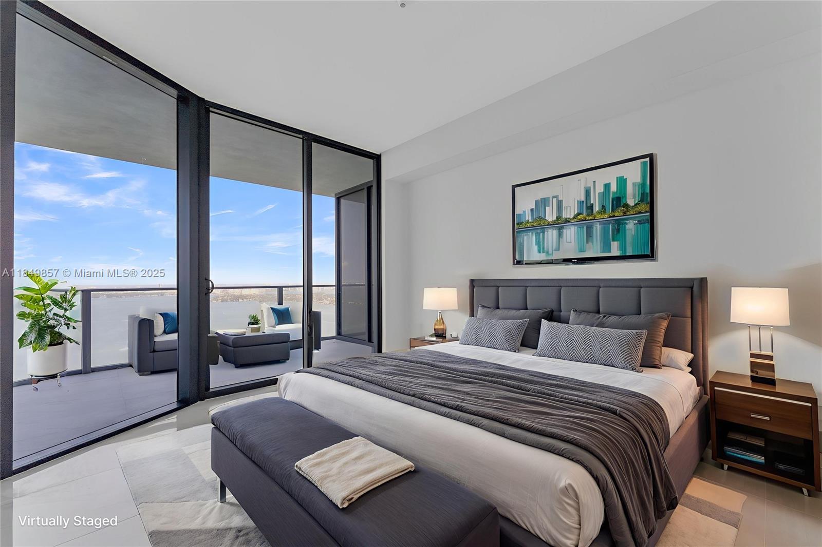 700 NE 24th St Unit: 4402