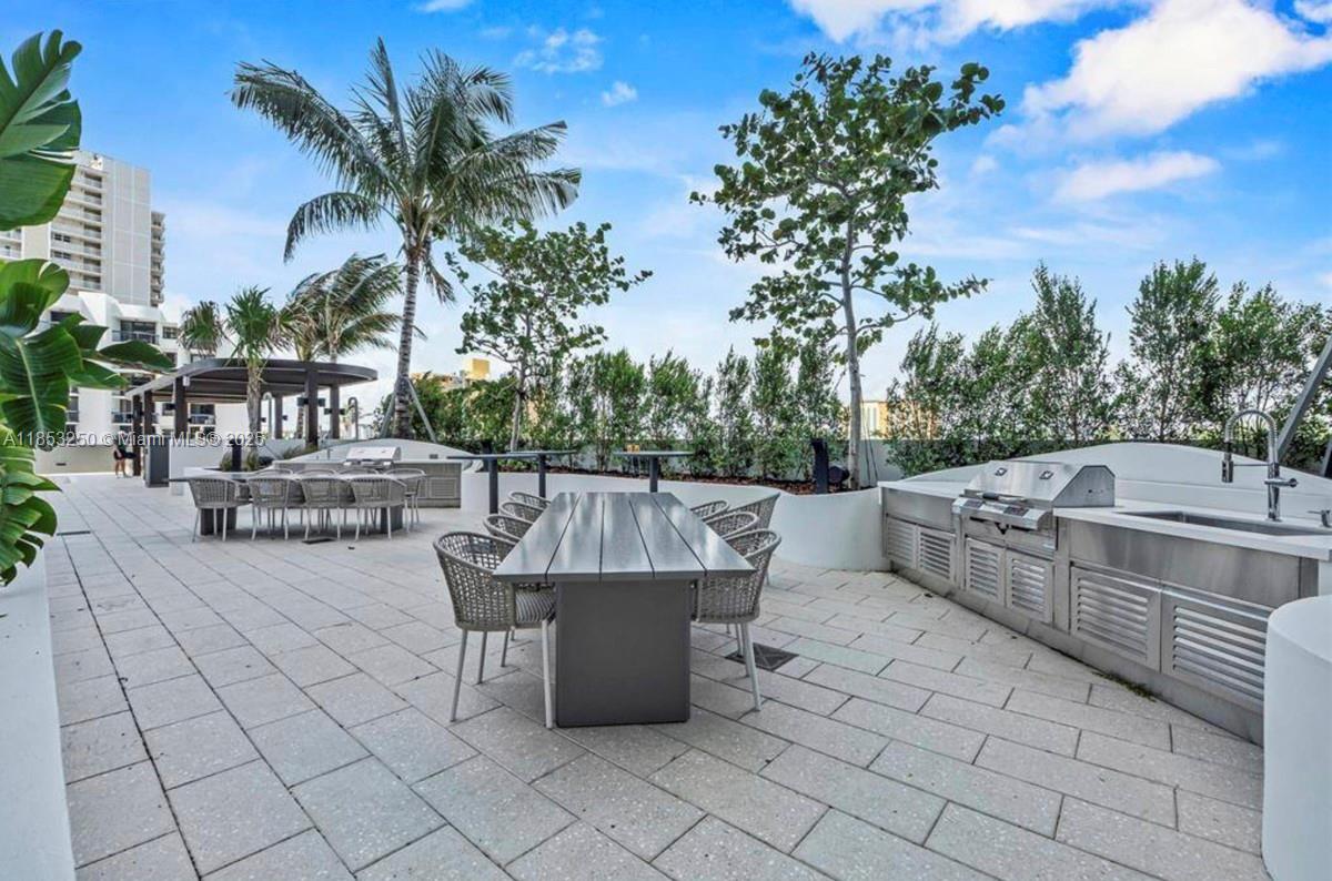 900 N Ocean Blvd # 1202